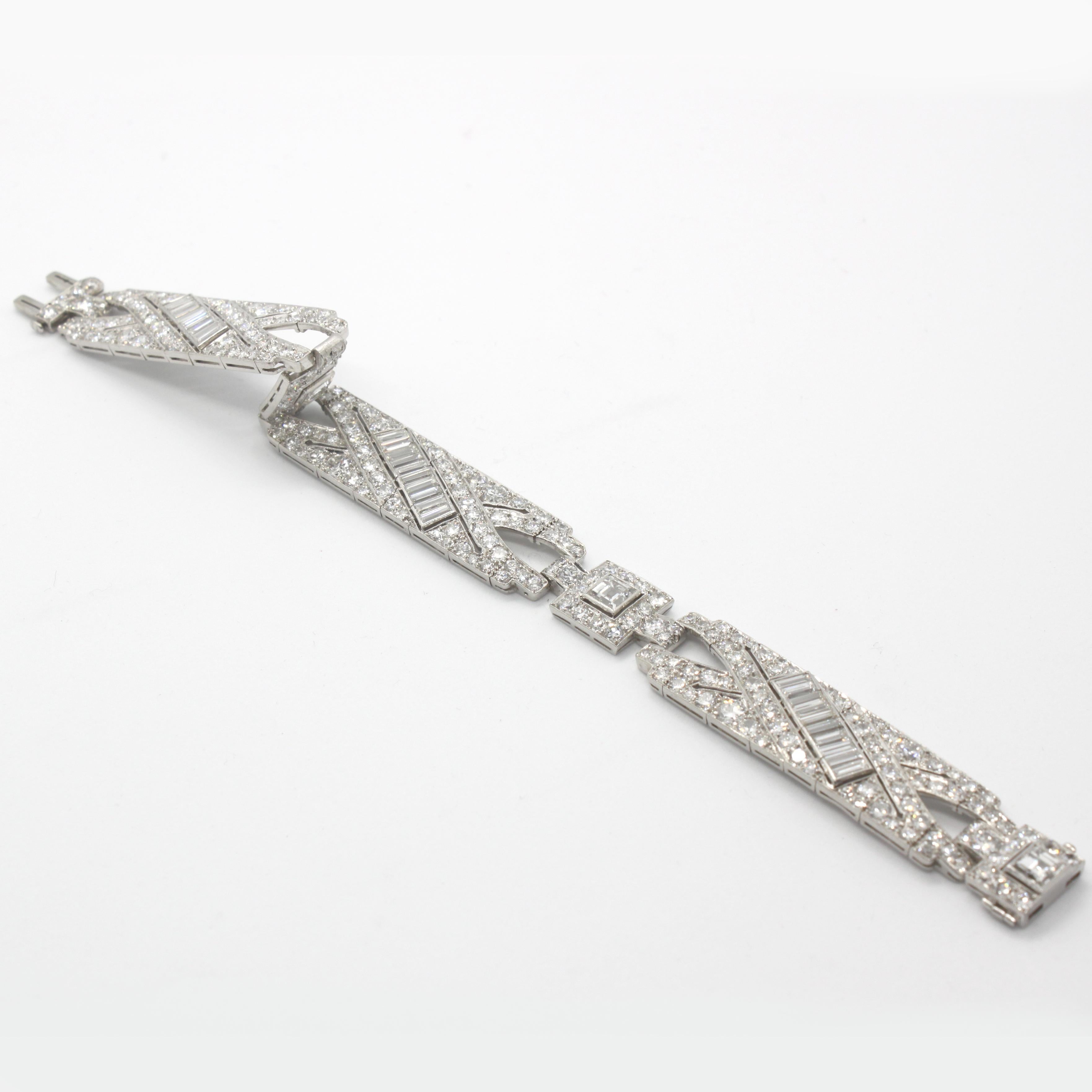 Women's Art Deco Diamond Bracelet, circa 1920s