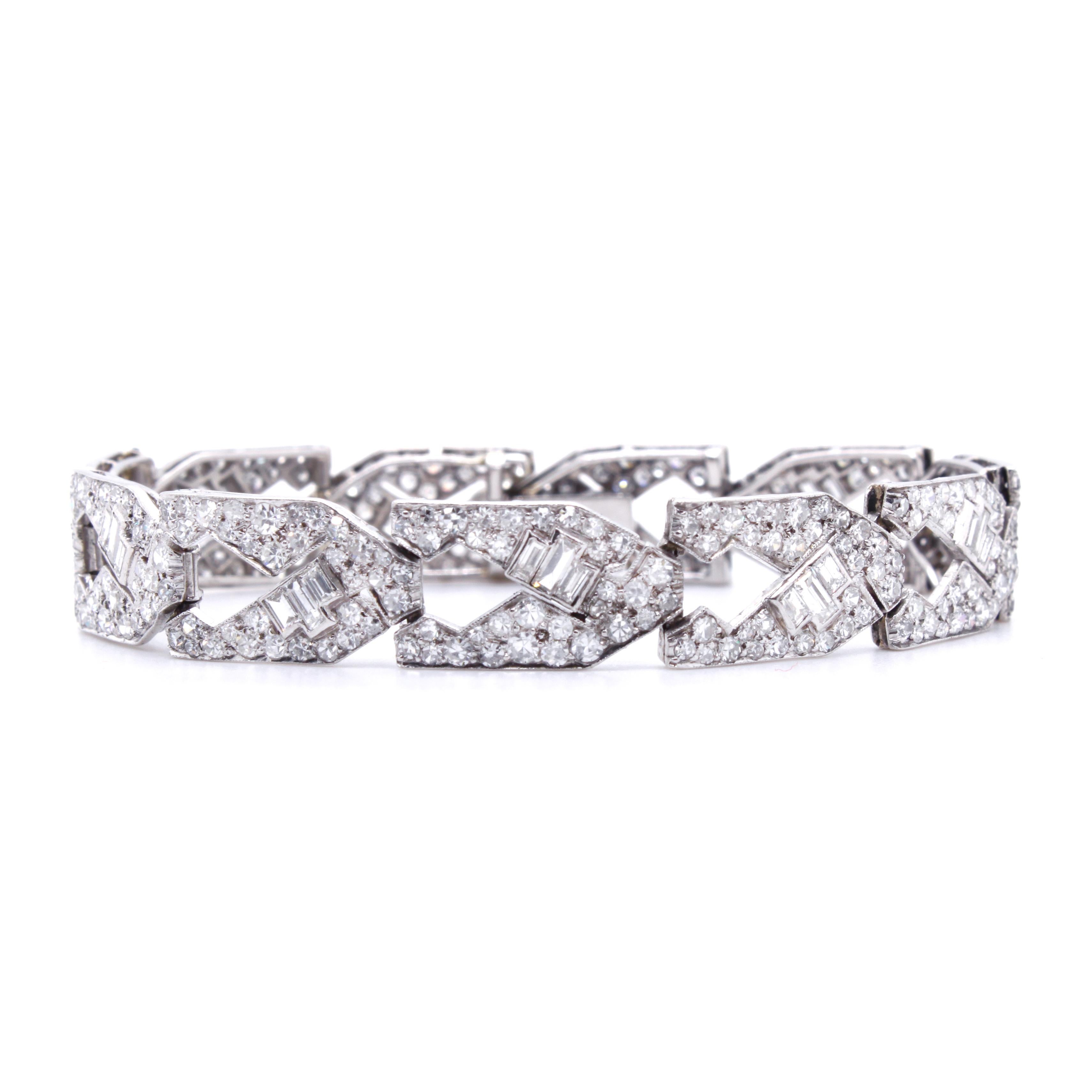 Baguette Cut Art Deco Diamond Bracelet, circa 1930s For Sale