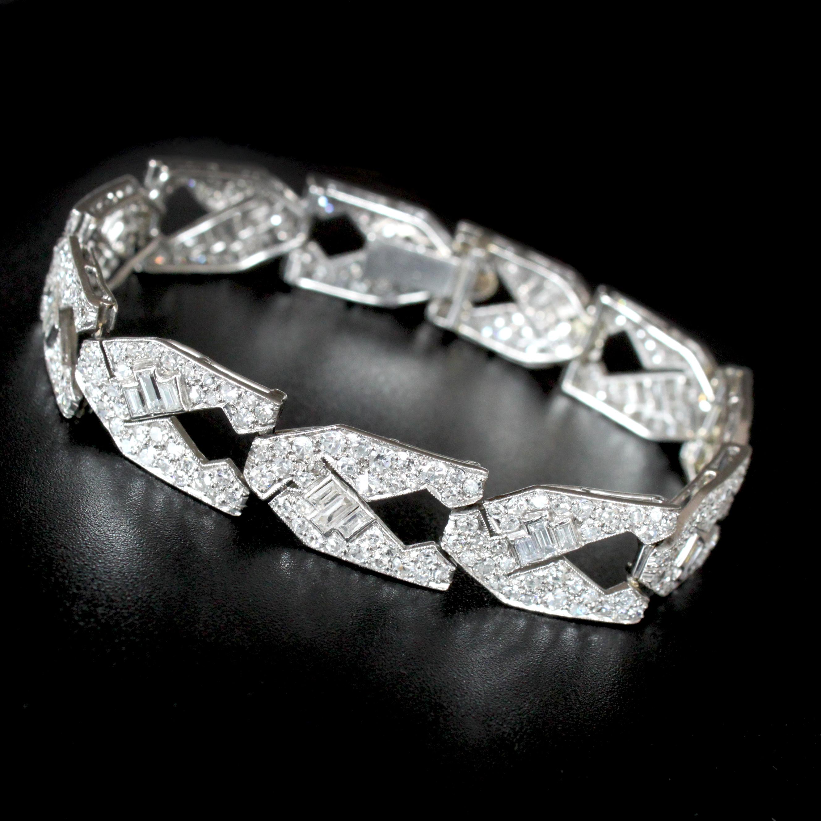 Art Deco Diamond Bracelet, circa 1930s For Sale 1