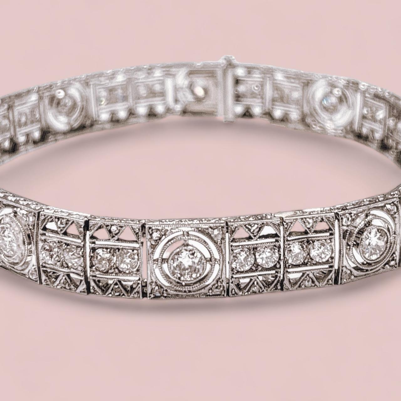 Art-Déco-Diamantarmband aus Platin, 0,8 cm Breite, 18,5 cm Länge, ca. 1920er Jahre im Angebot 2