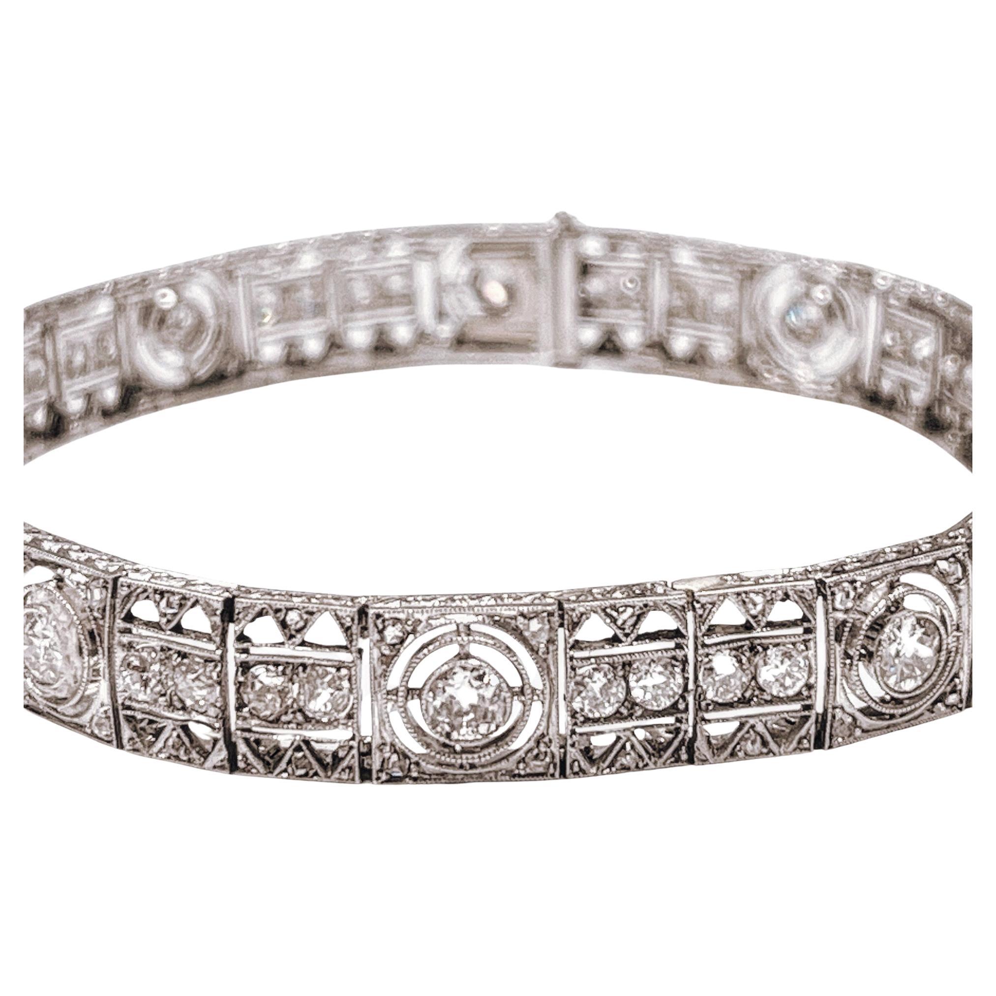 Art-Déco-Diamantarmband aus Platin, 0,8 cm Breite, 18,5 cm Länge, ca. 1920er Jahre im Angebot