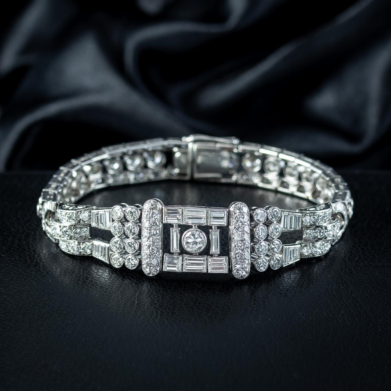 Art Deco Diamond Bracelet Platinum 15 Carat Diamond For Sale 5