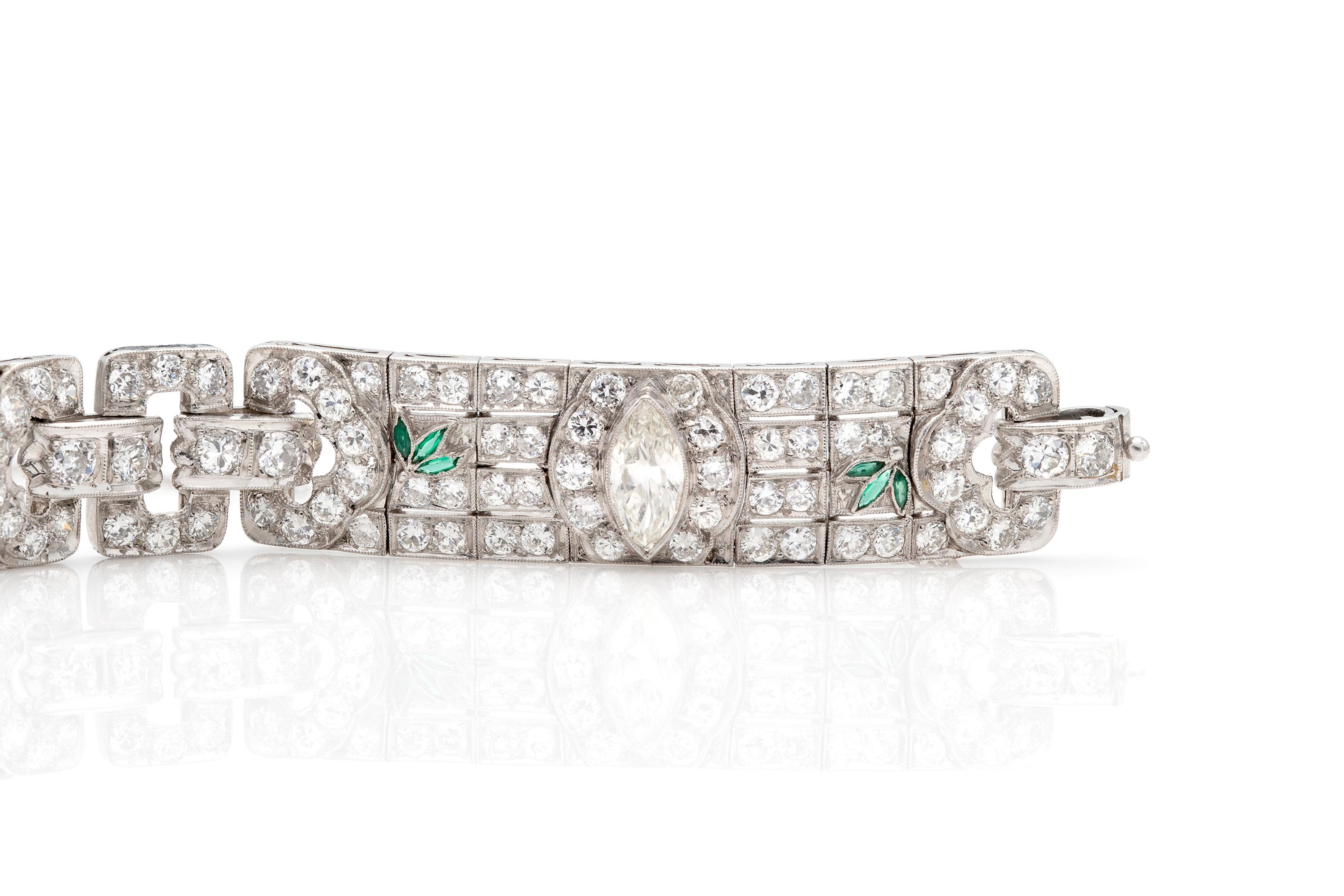 Marquise Cut Art Deco Diamond Bracelet with Emerald For Sale