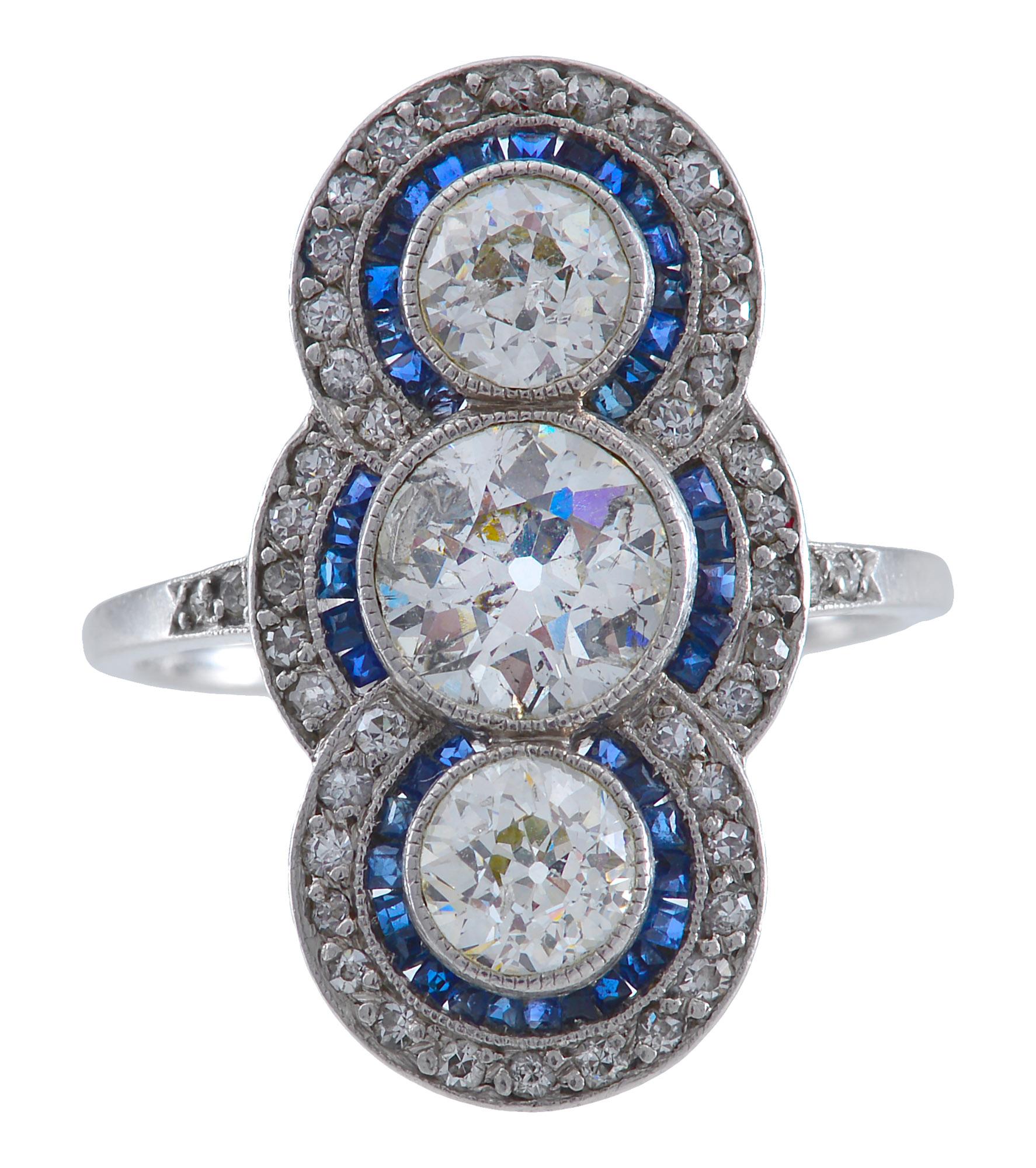Art Deco Diamond Calibre Cut Sapphire and Platinum Ring For Sale 1