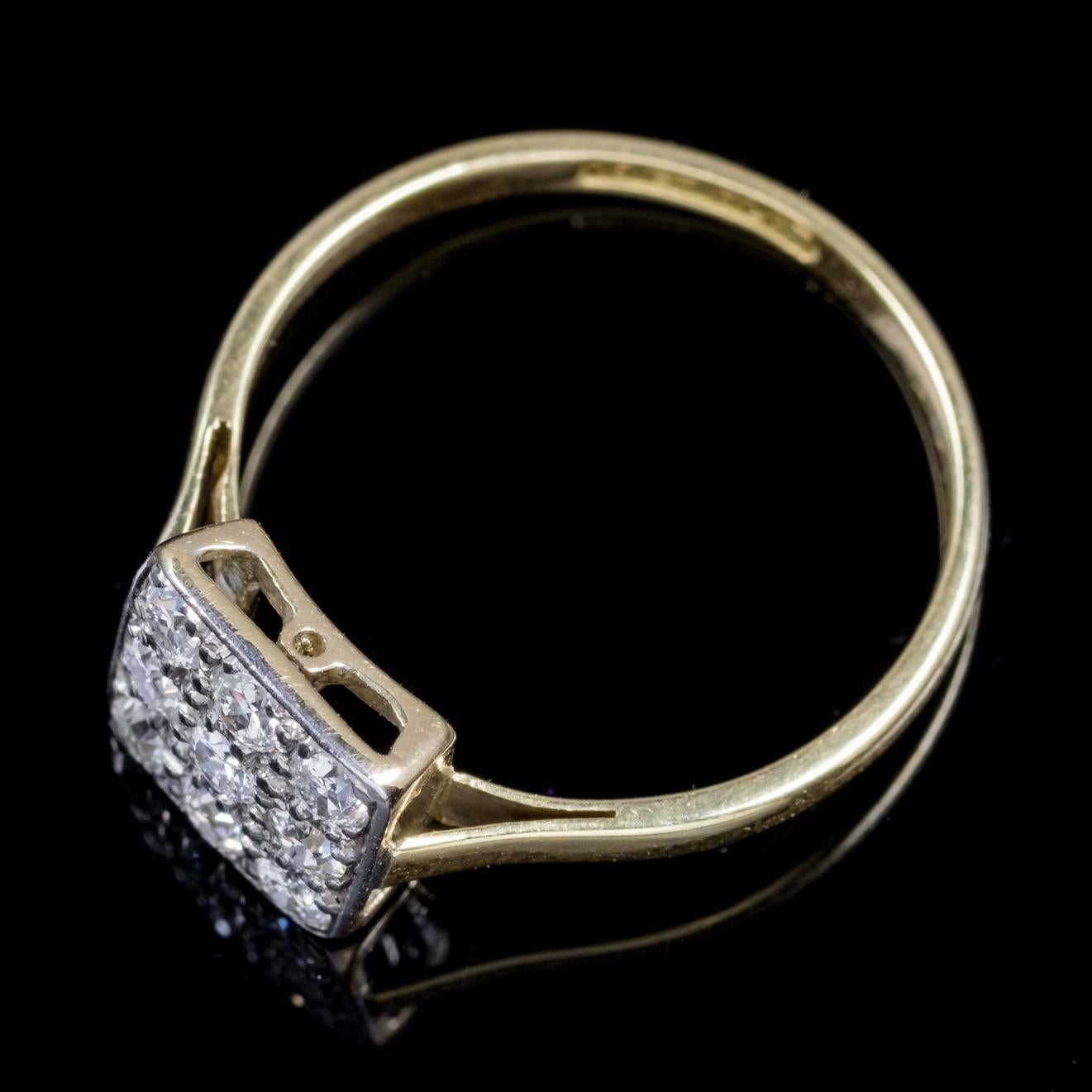 Women's Art Deco Diamond Cluster Engagement Ring 18 Carat Gold Platinum, circa 1920