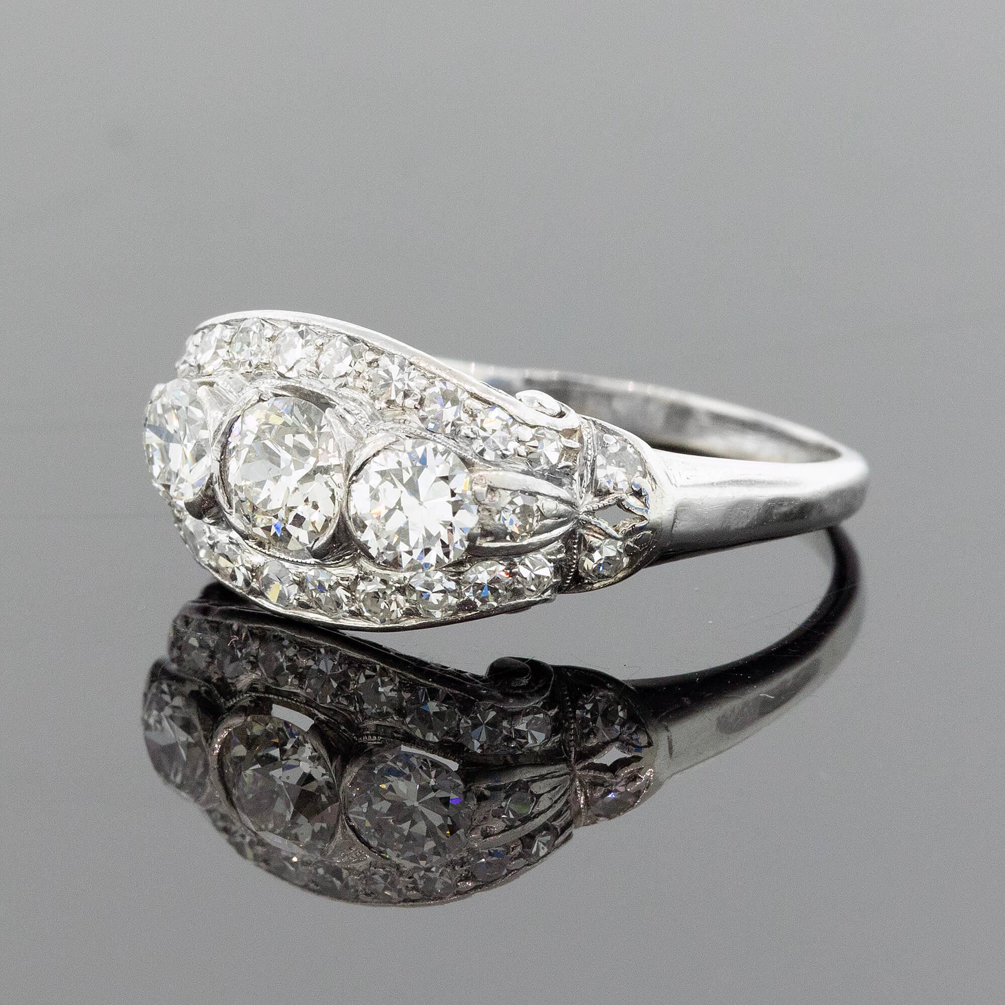 Round Cut Art Deco Diamond Cluster Ring Circa 1930s For Sale