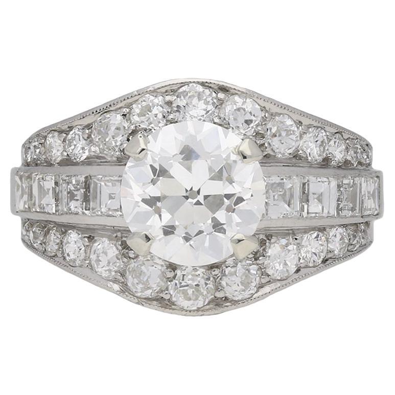 Art Deco diamond cluster ring, circa 1935.  For Sale