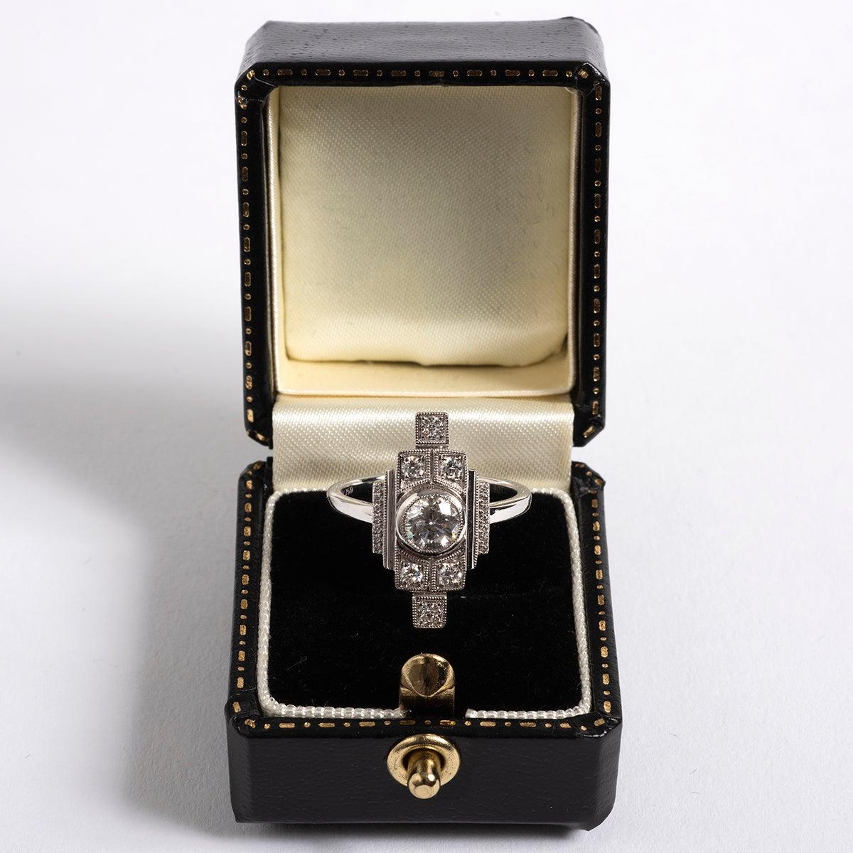Round Cut 'Art Deco' Diamond Cluster Ring