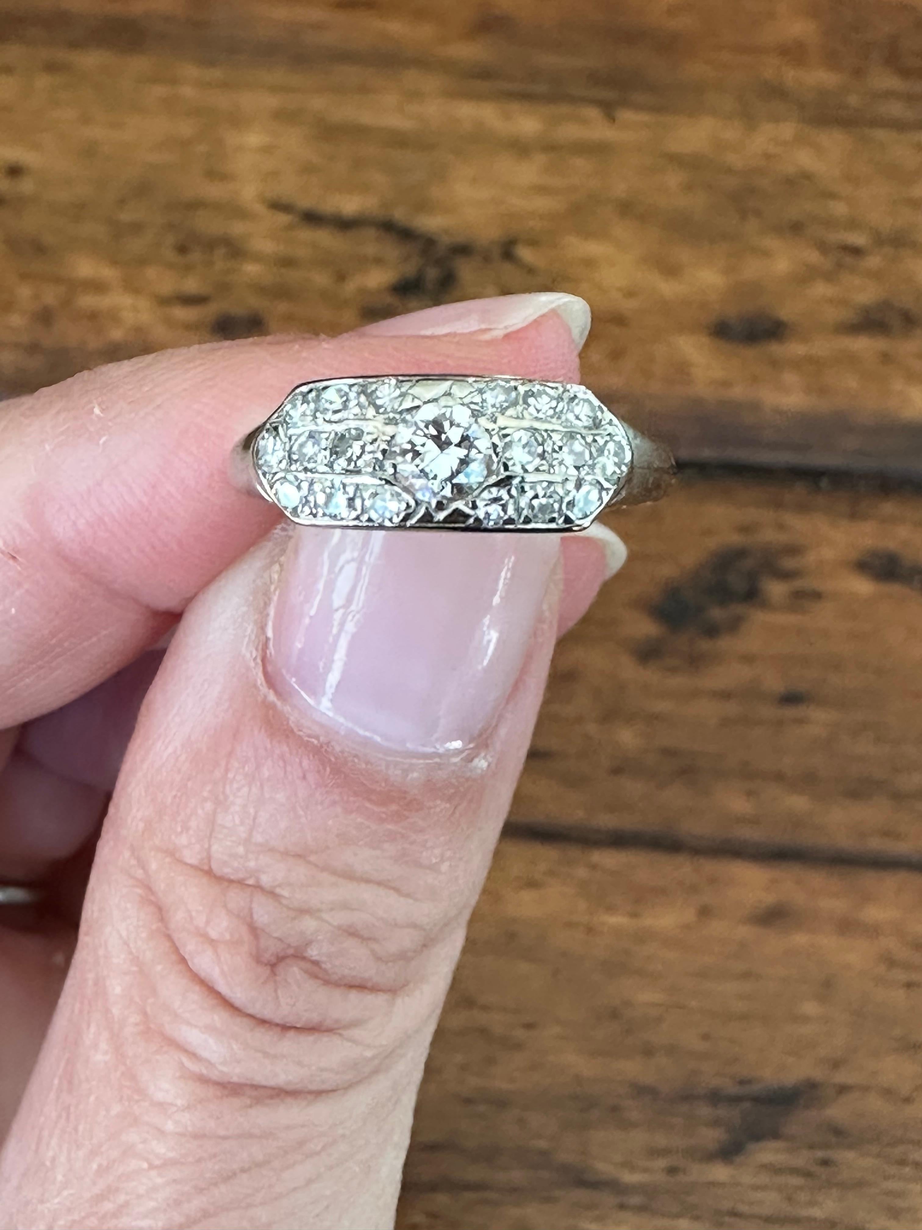 Art Deco Diamond Cluster Ring   For Sale 2