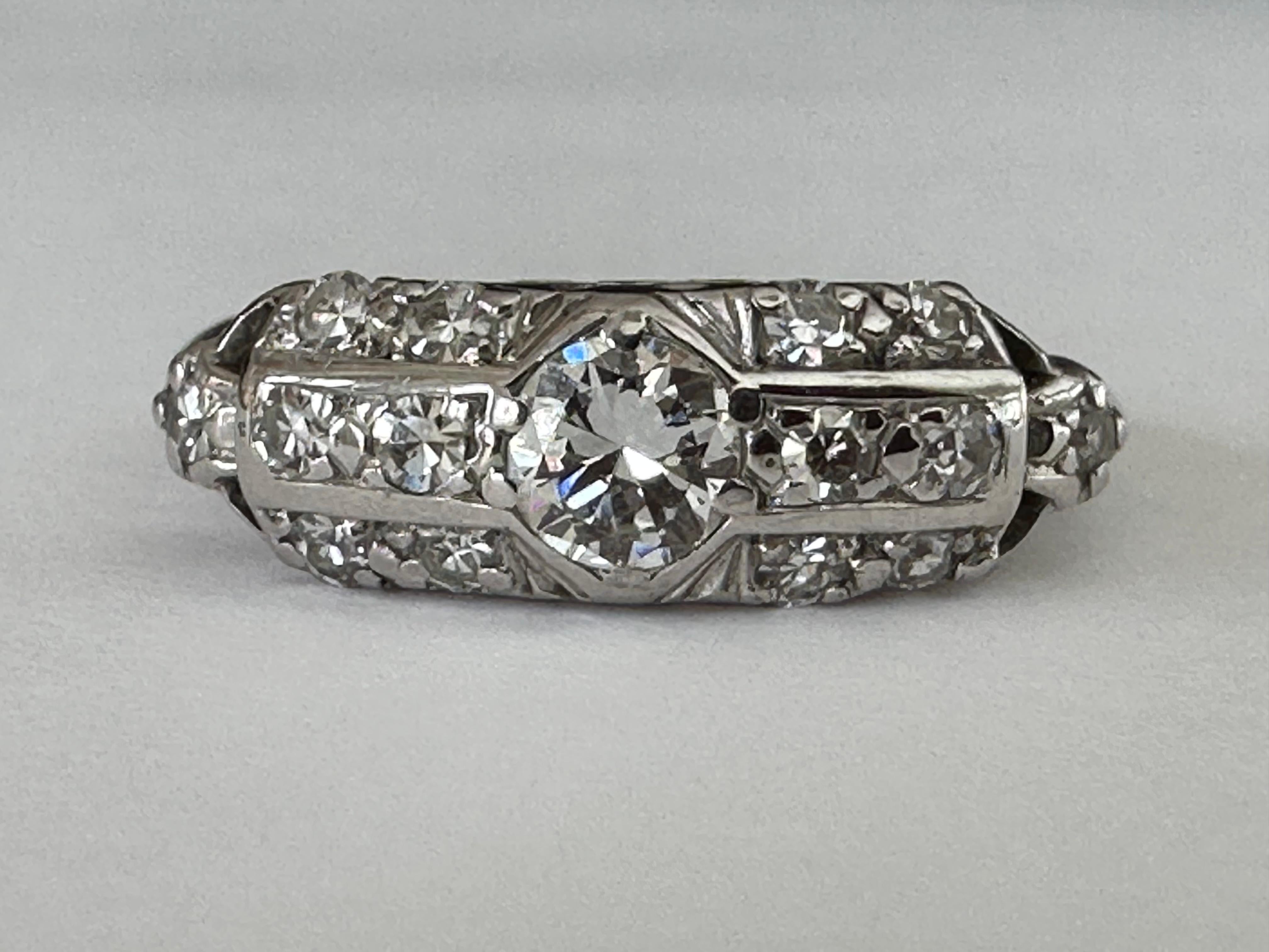 Art Deco Diamond Cluster Ring For Sale 3