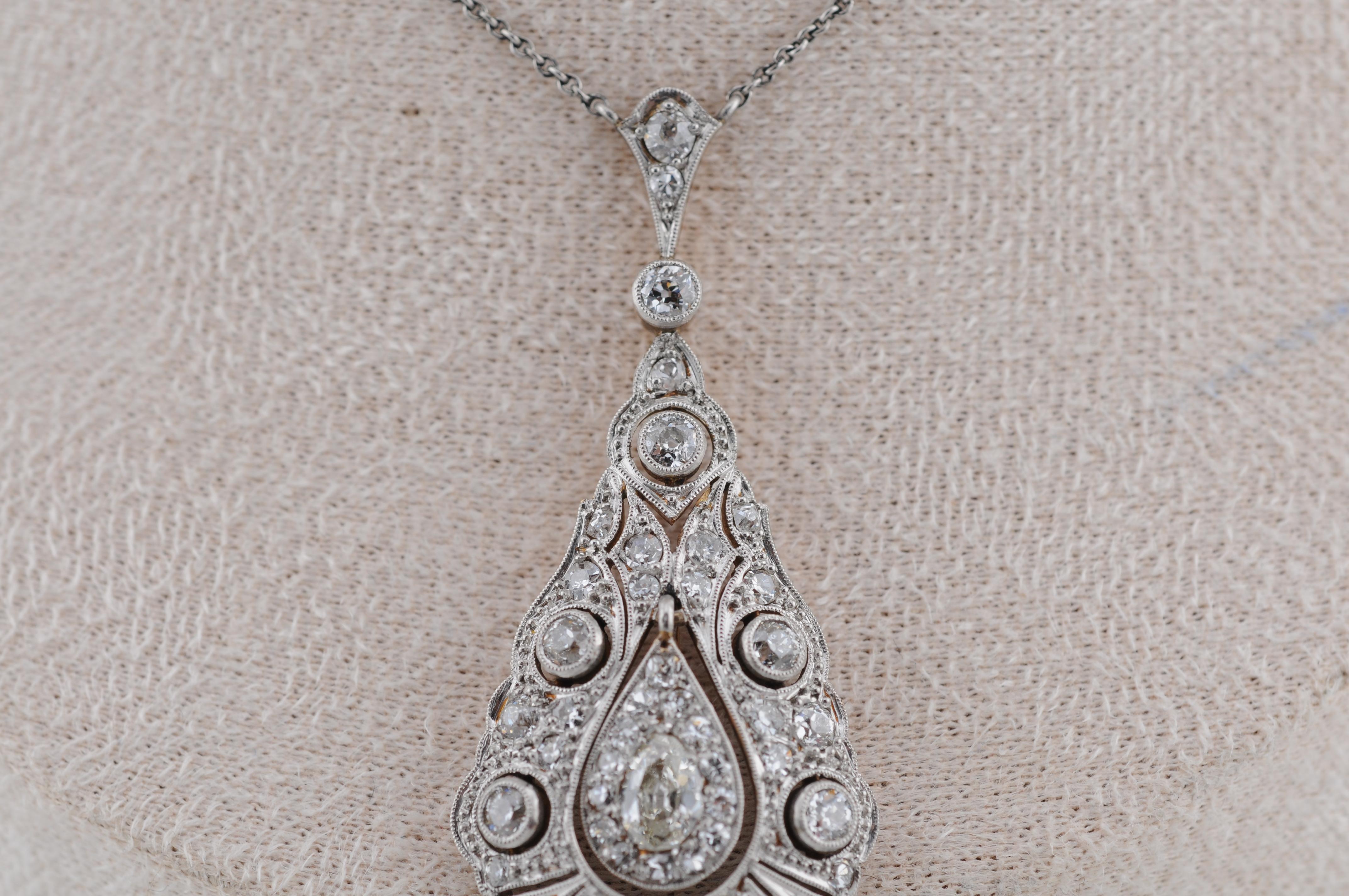 Taille vieille Europe Collier à diamants Art déco  3 ct Total, or 14K en vente