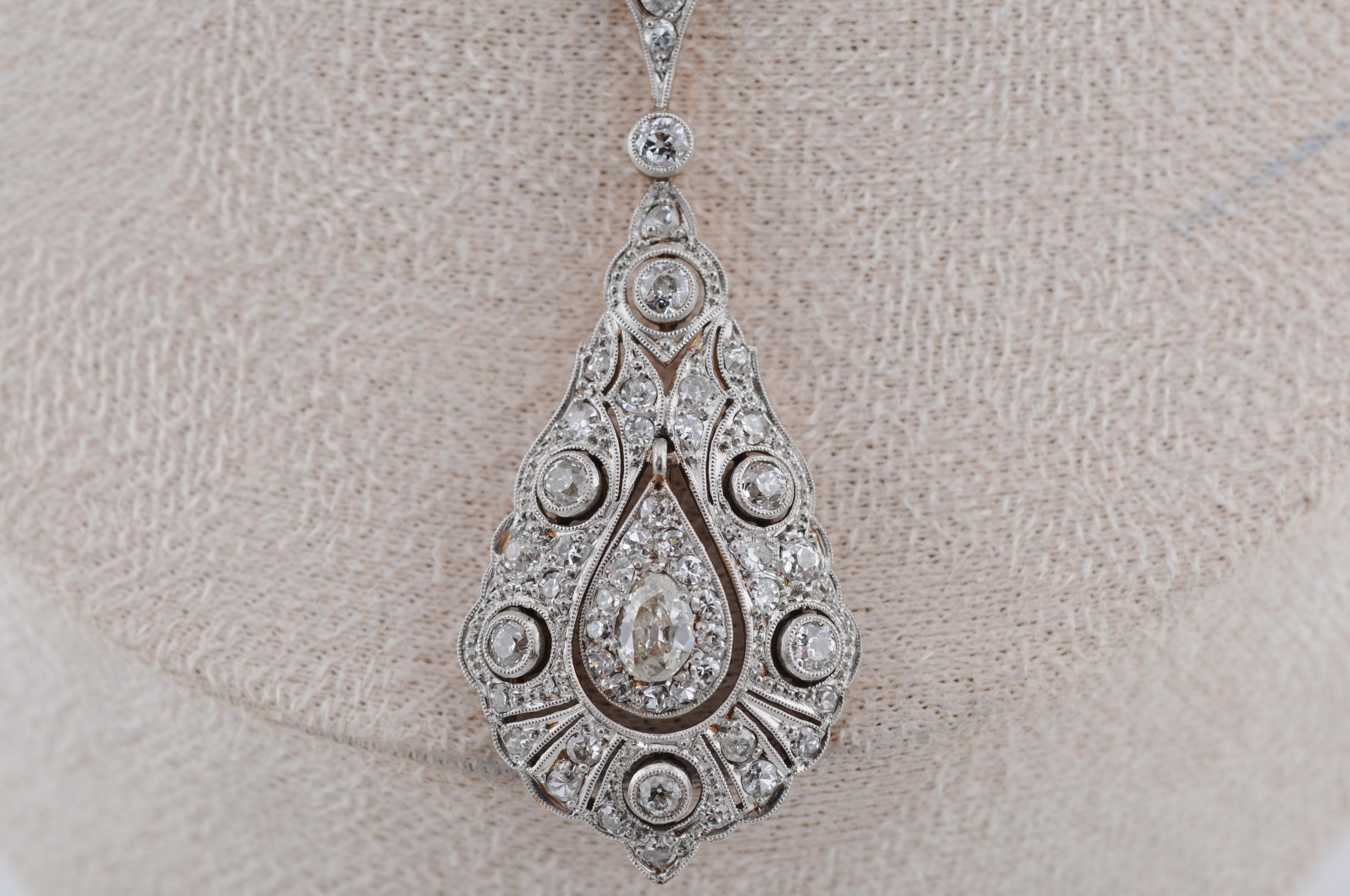 Collier à diamants Art déco  3 ct Total, or 14K Bon état - En vente à Berlin, BE