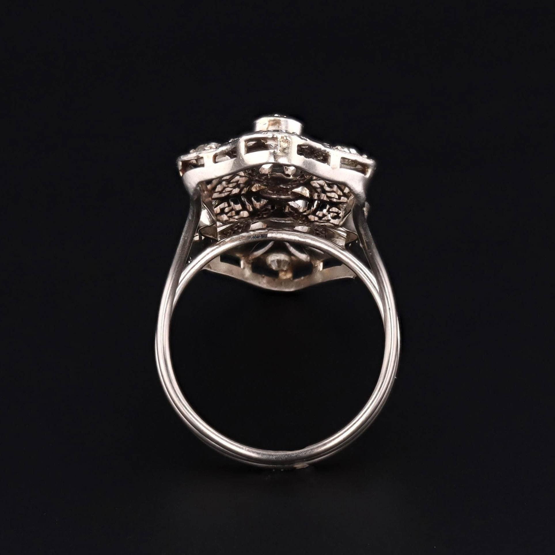 Taglio rotondo Anello di conversione con diamante Art Deco in oro bianco in vendita
