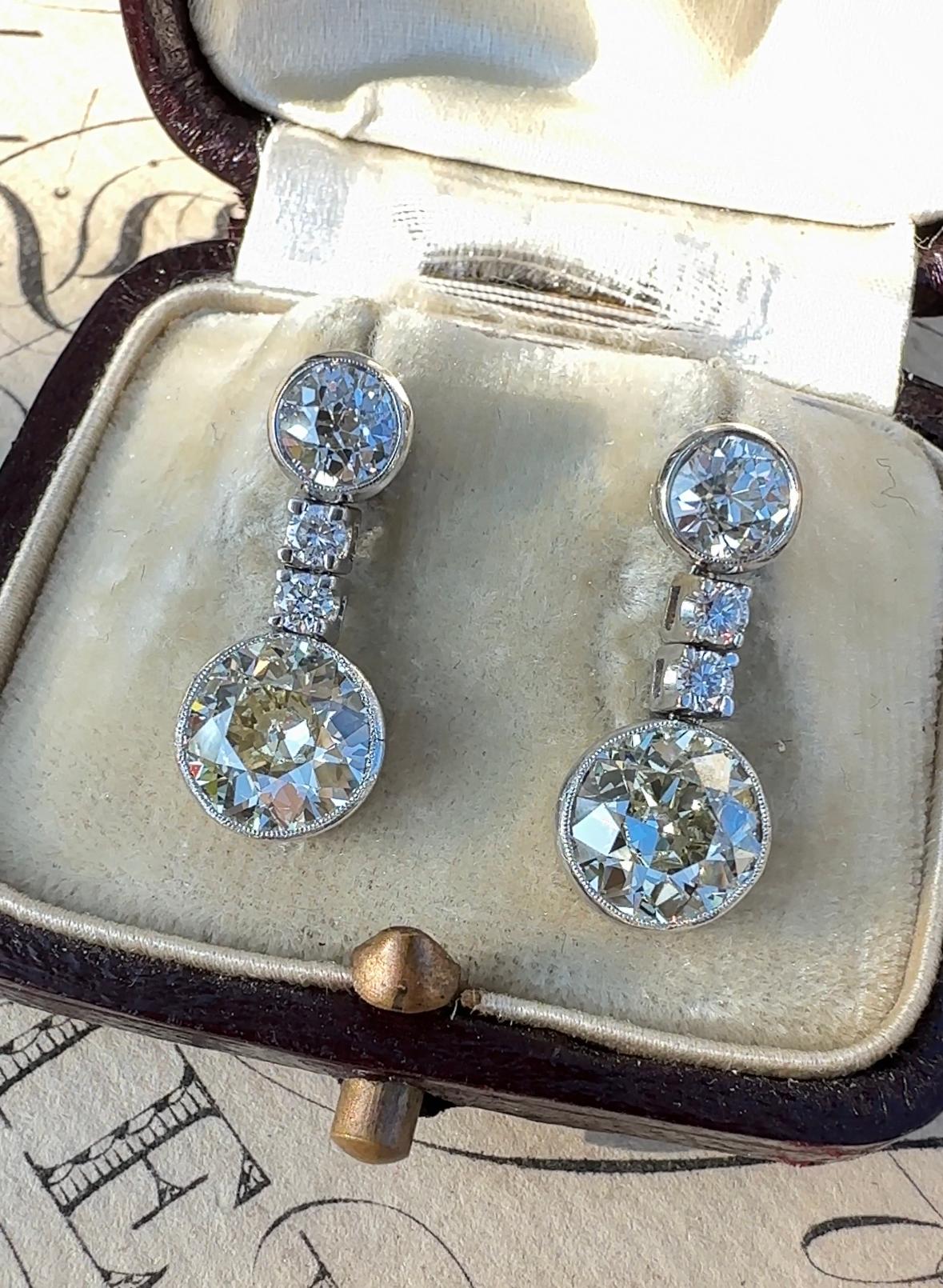 Old European Cut Art Deco Diamond Drop Earrings - GIA - 4.67 total carats For Sale