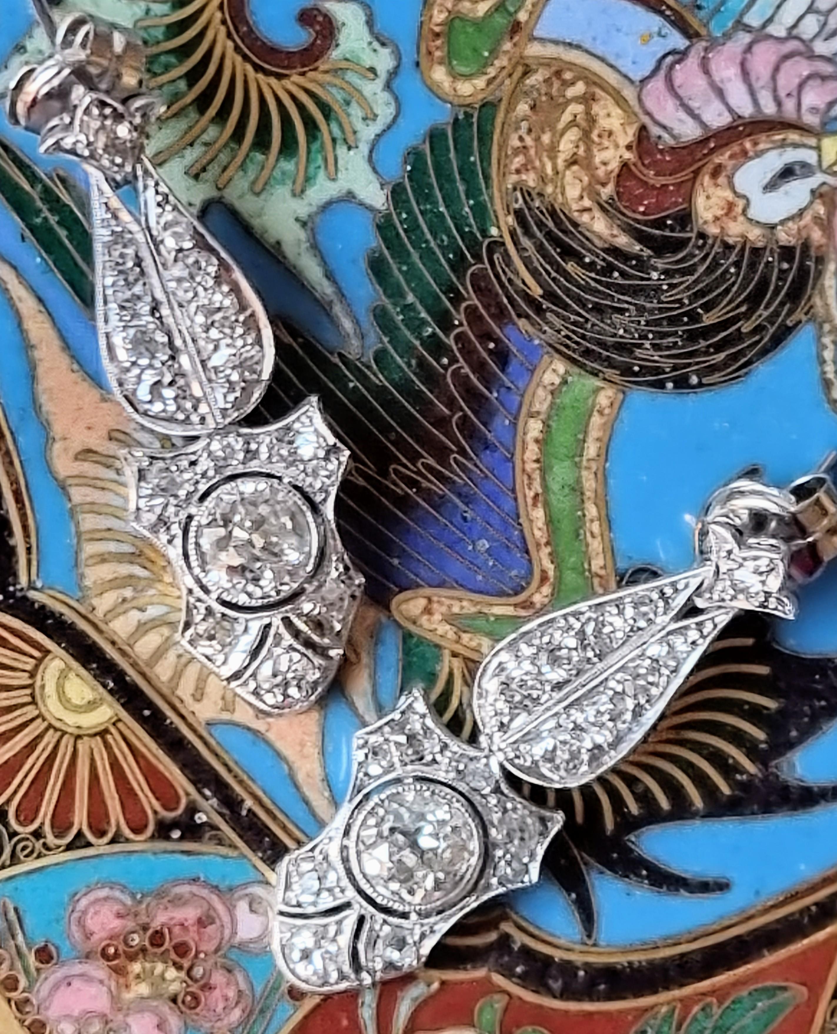 Art Deco Diamond Drop Earrings in Platinum Circa 1925 For Sale 2