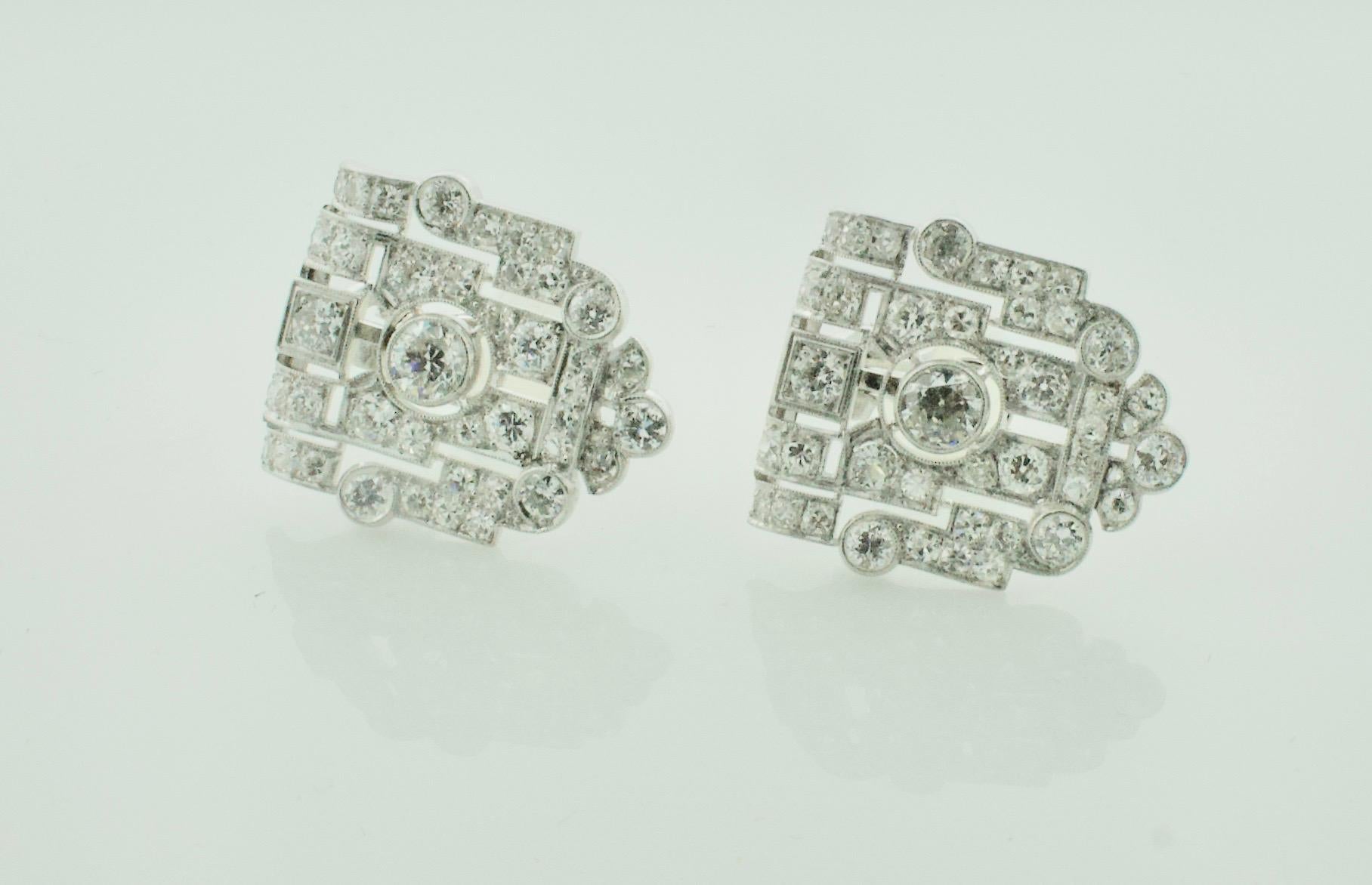 Women's or Men's Art Deco Diamond Earrings in Platinum, circa 1930s