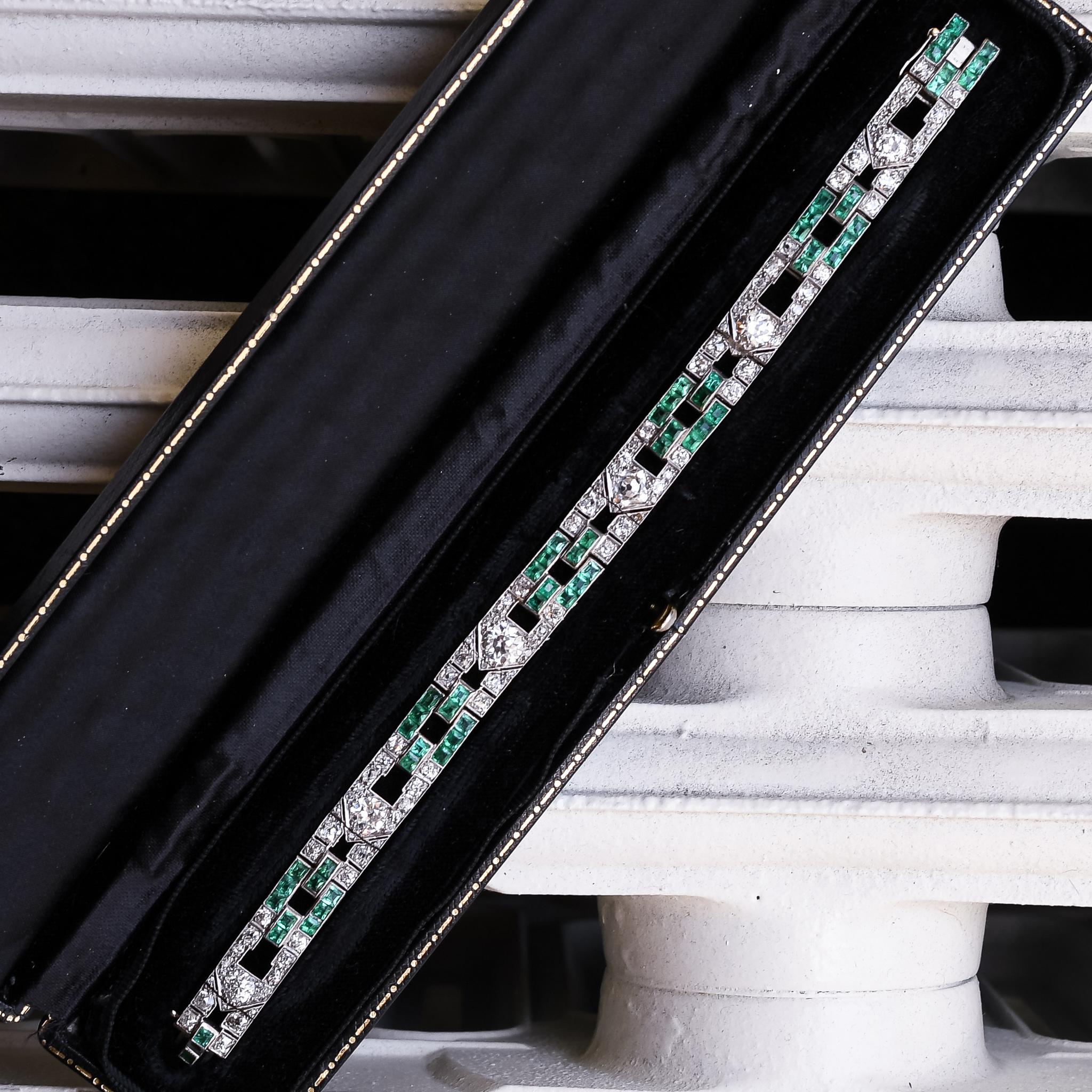 Women's Art Deco Diamond & Emerald Platinum Panel Bracelet For Sale
