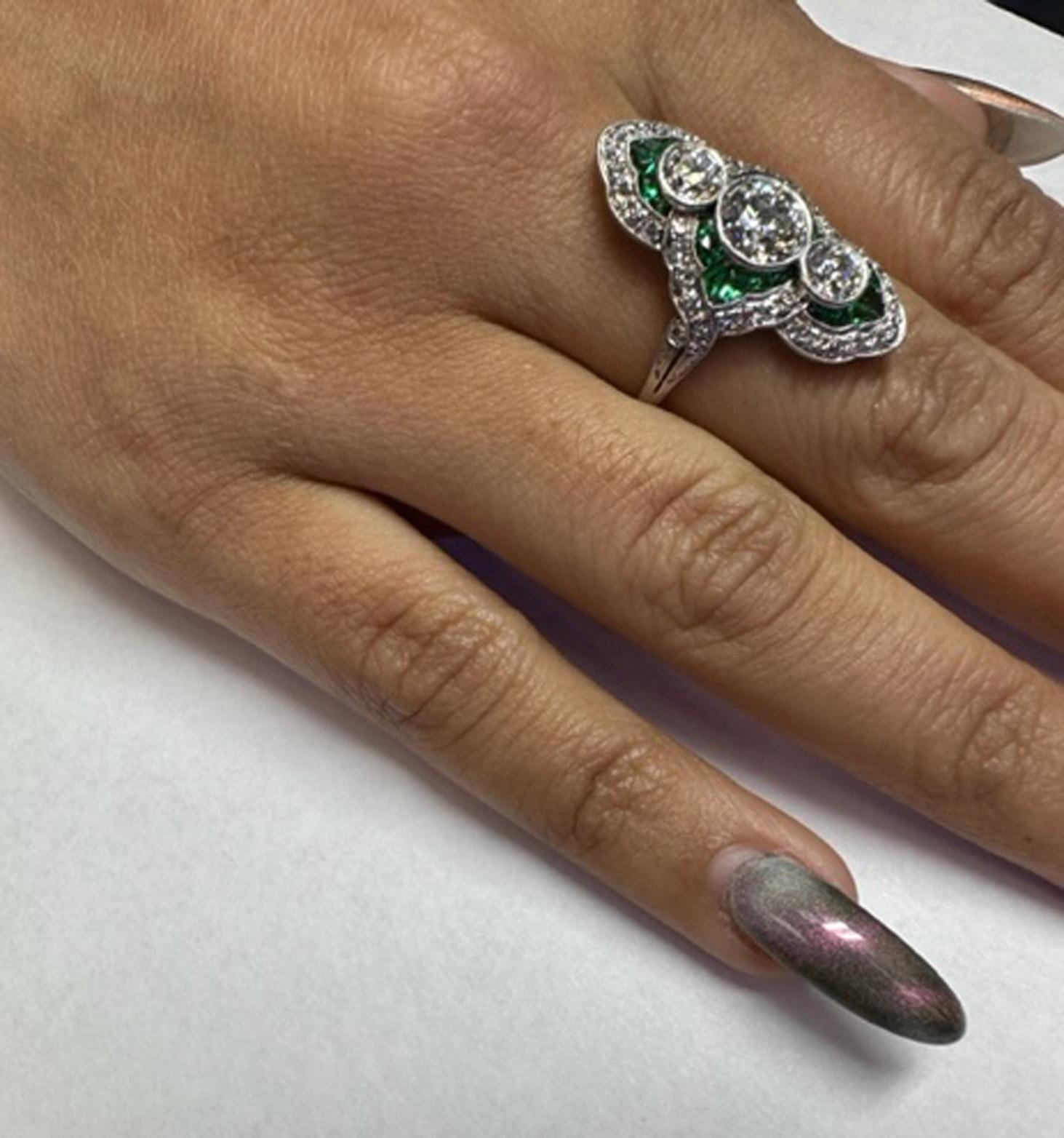 Women's or Men's Art Deco Diamond Emerald Platinum Ring For Sale