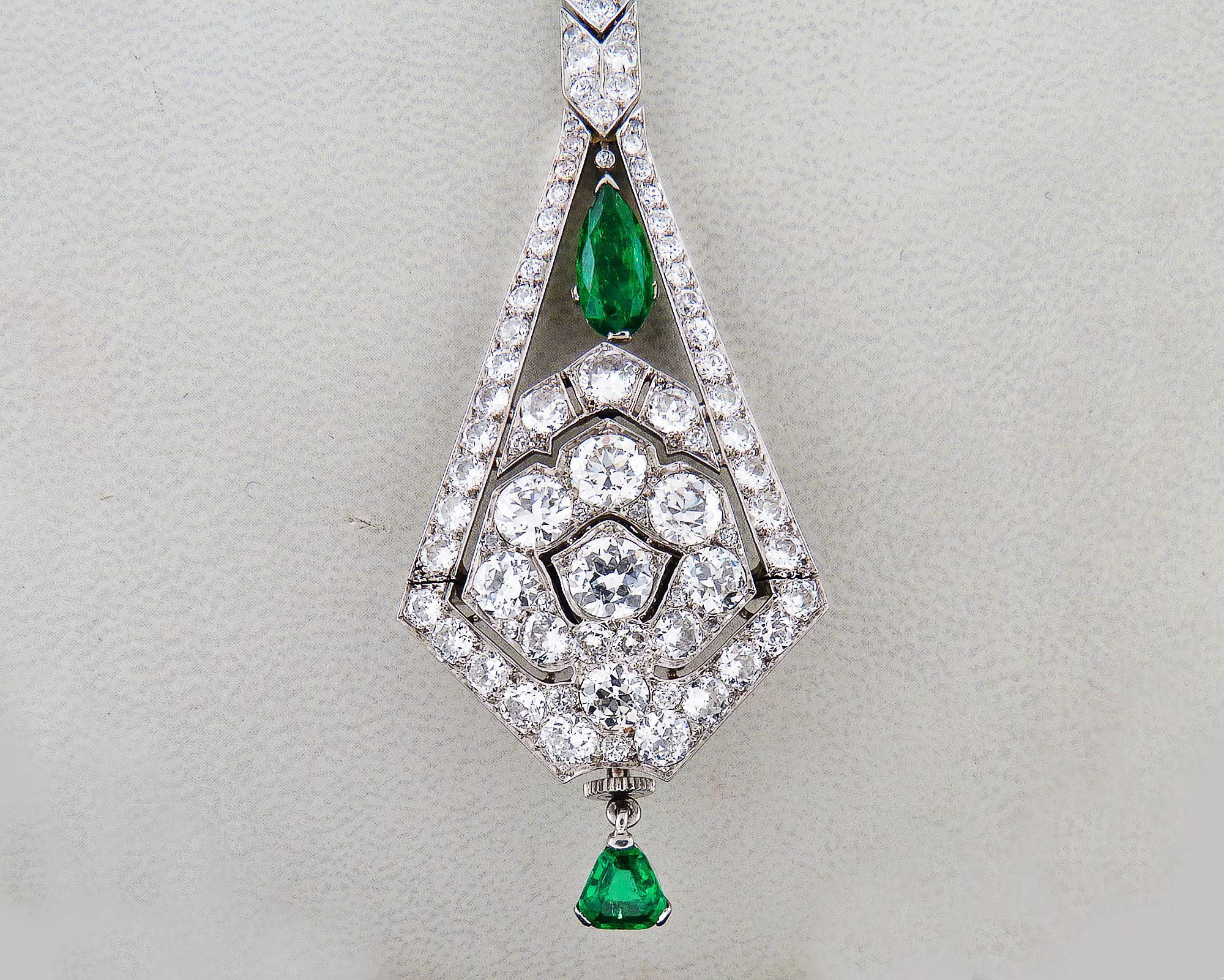 Art Deco Diamant-Smaragd-Platin-Uhr-Anhänger-Halskette im Zustand „Gut“ im Angebot in New York, NY
