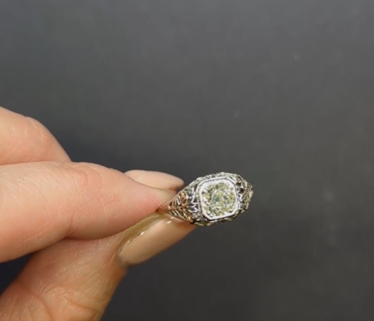 Art Deco Art Decò Diamond Engagement Old European Cut 18k White Gold Vintage Ring For Sale
