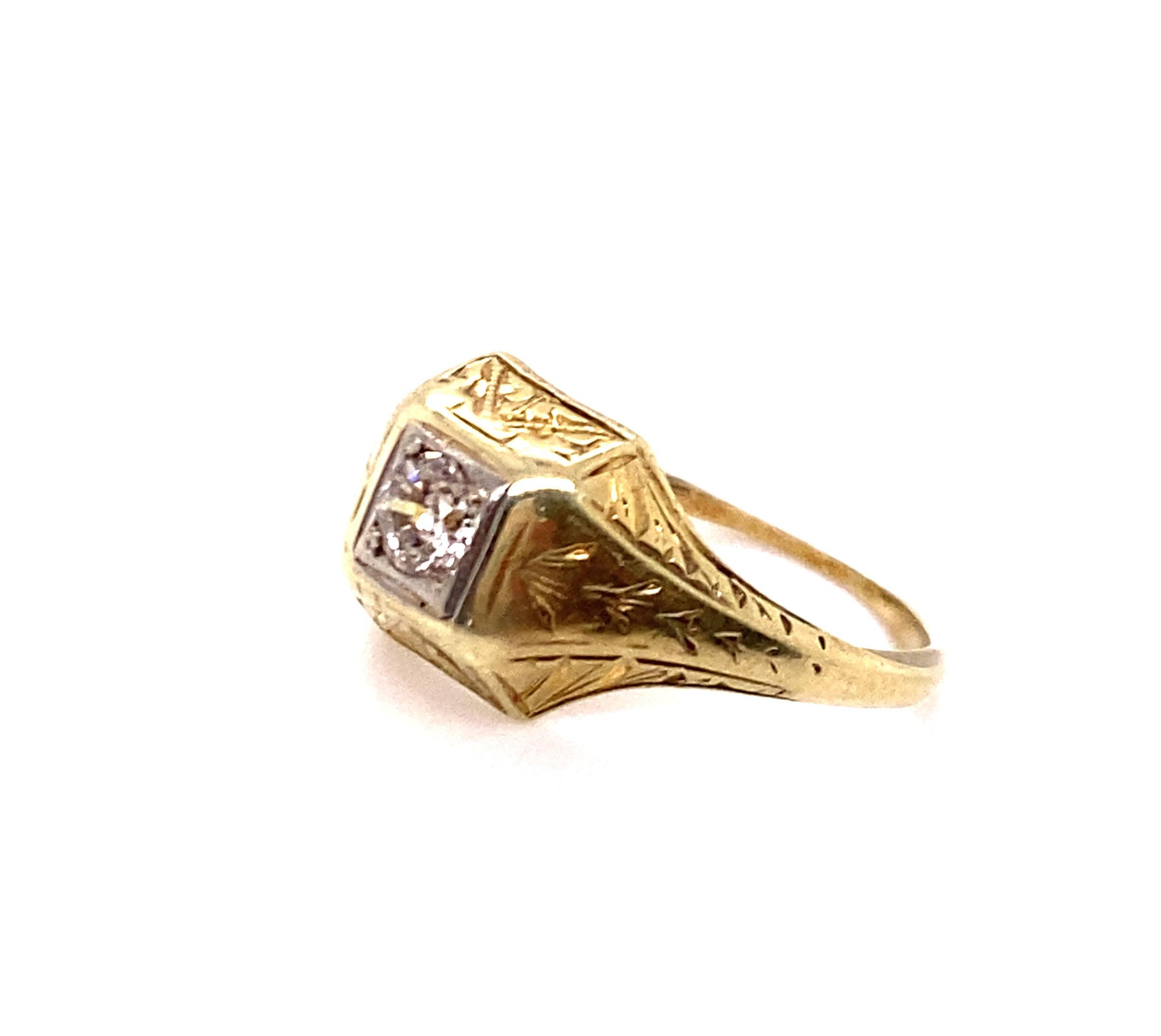 Art Deco Diamond Ring .15ct Old European Cut Original 1910's Antique 14K Gold In Good Condition In Dearborn, MI