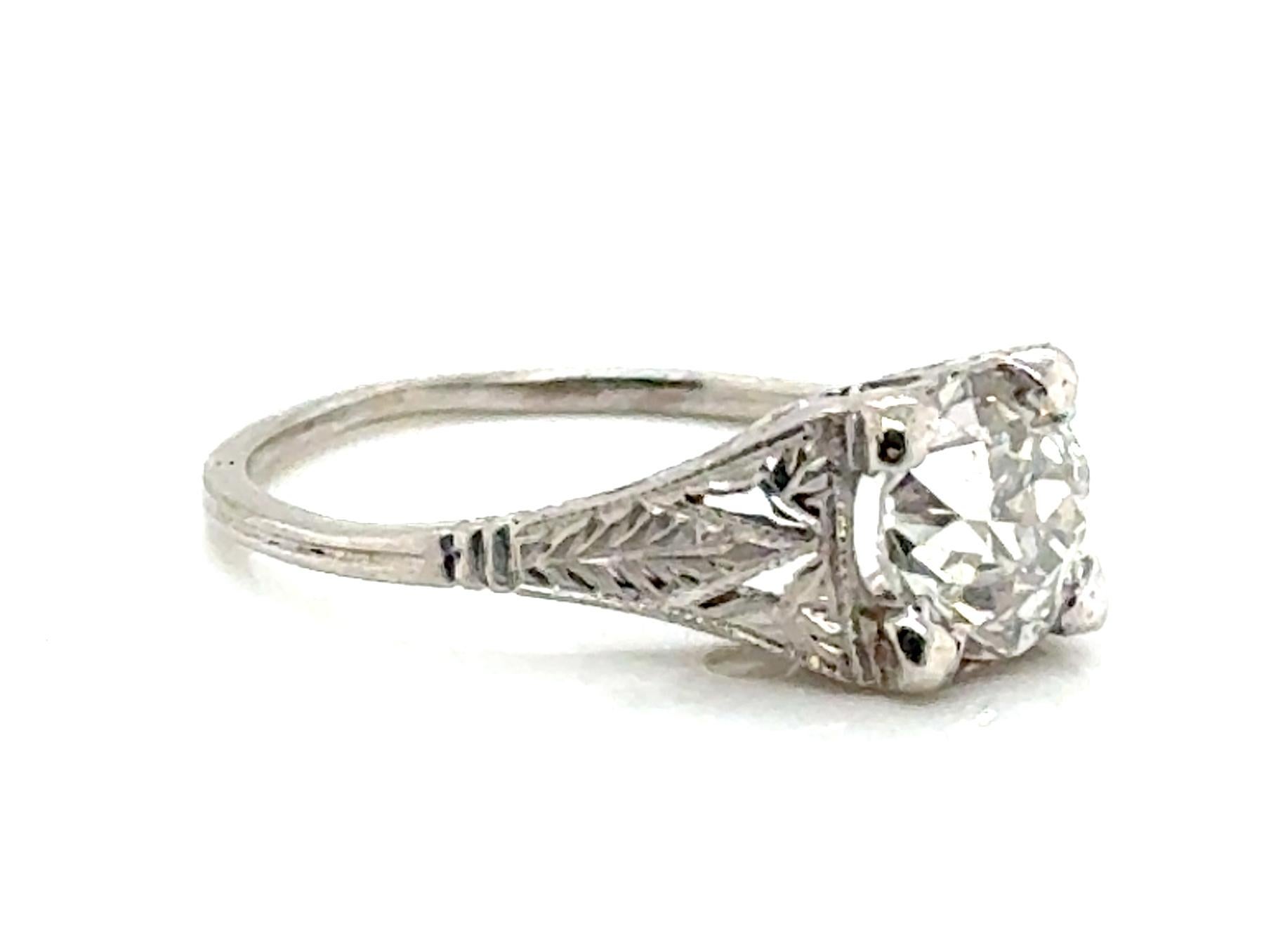 Art Deco Diamond Engagement Ring 1ct Platinum GIA Old Euro Original 1920's In Excellent Condition For Sale In Dearborn, MI