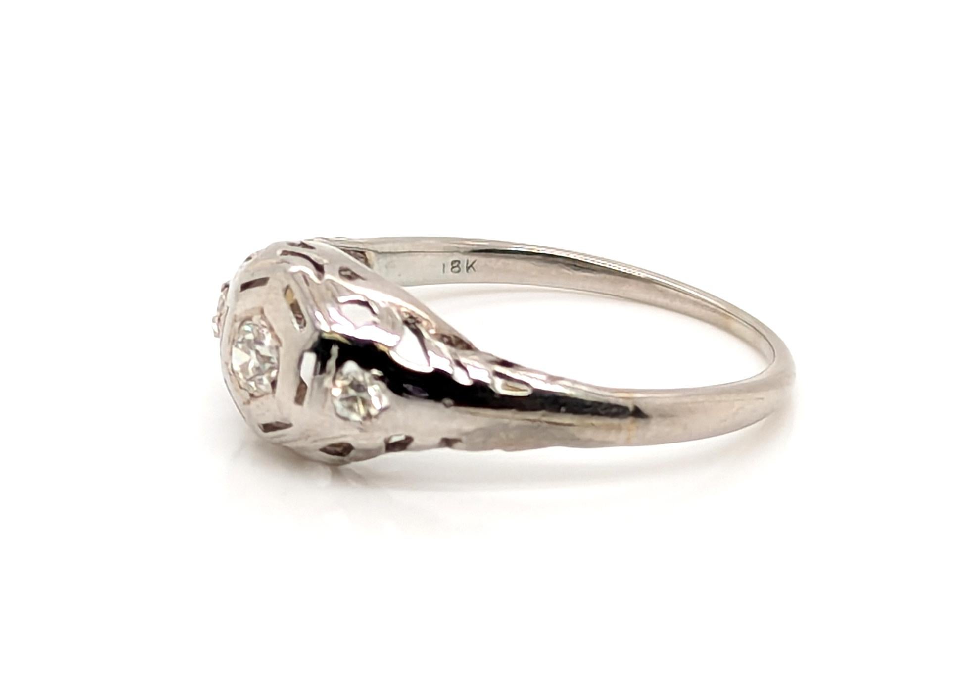 Art Deco Diamond Engagement Ring .21ct Mined Old European Original 1920 Ribbon 1 In Excellent Condition For Sale In Dearborn, MI