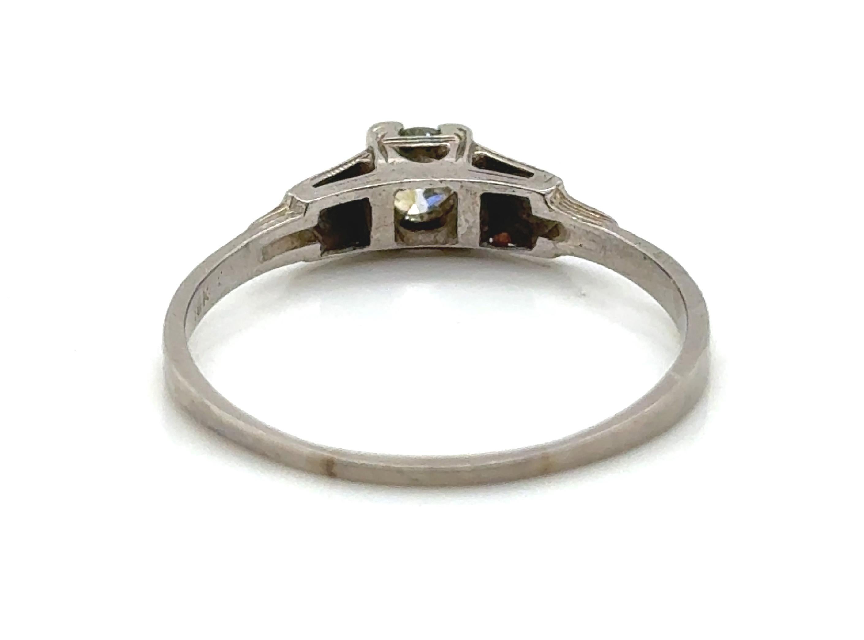 Bague de fiançailles Art Deco diamant .26ct Old European 18K Original 1930's Antique Excellent état - En vente à Dearborn, MI