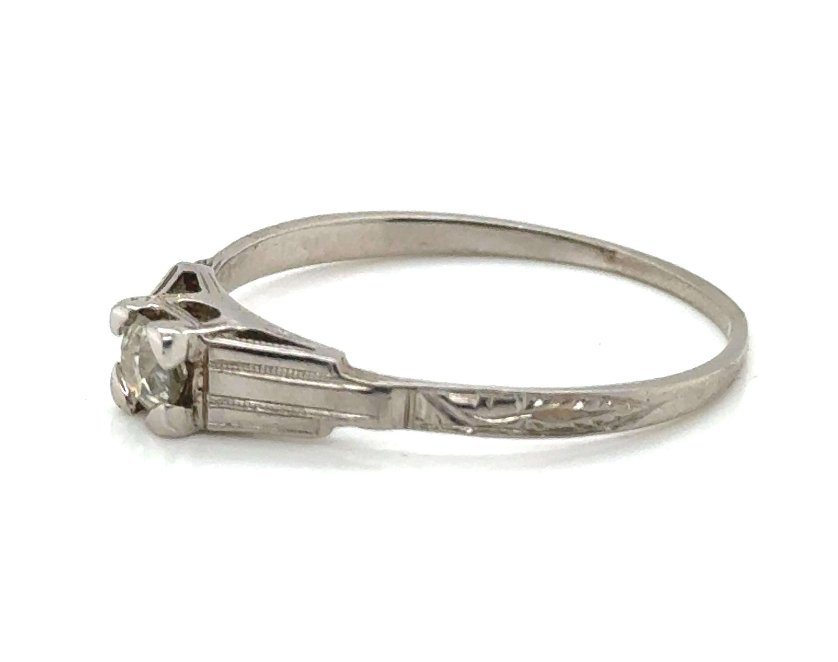Véritable bague de fiançailles en diamant Arte Antiques des années 1930 .26ct Old European Cut 18K


Centre en diamant véritable de taille européenne ancienne et de minéralisation naturelle de 0,26ct.

Briller en solo avec un diamant de taille