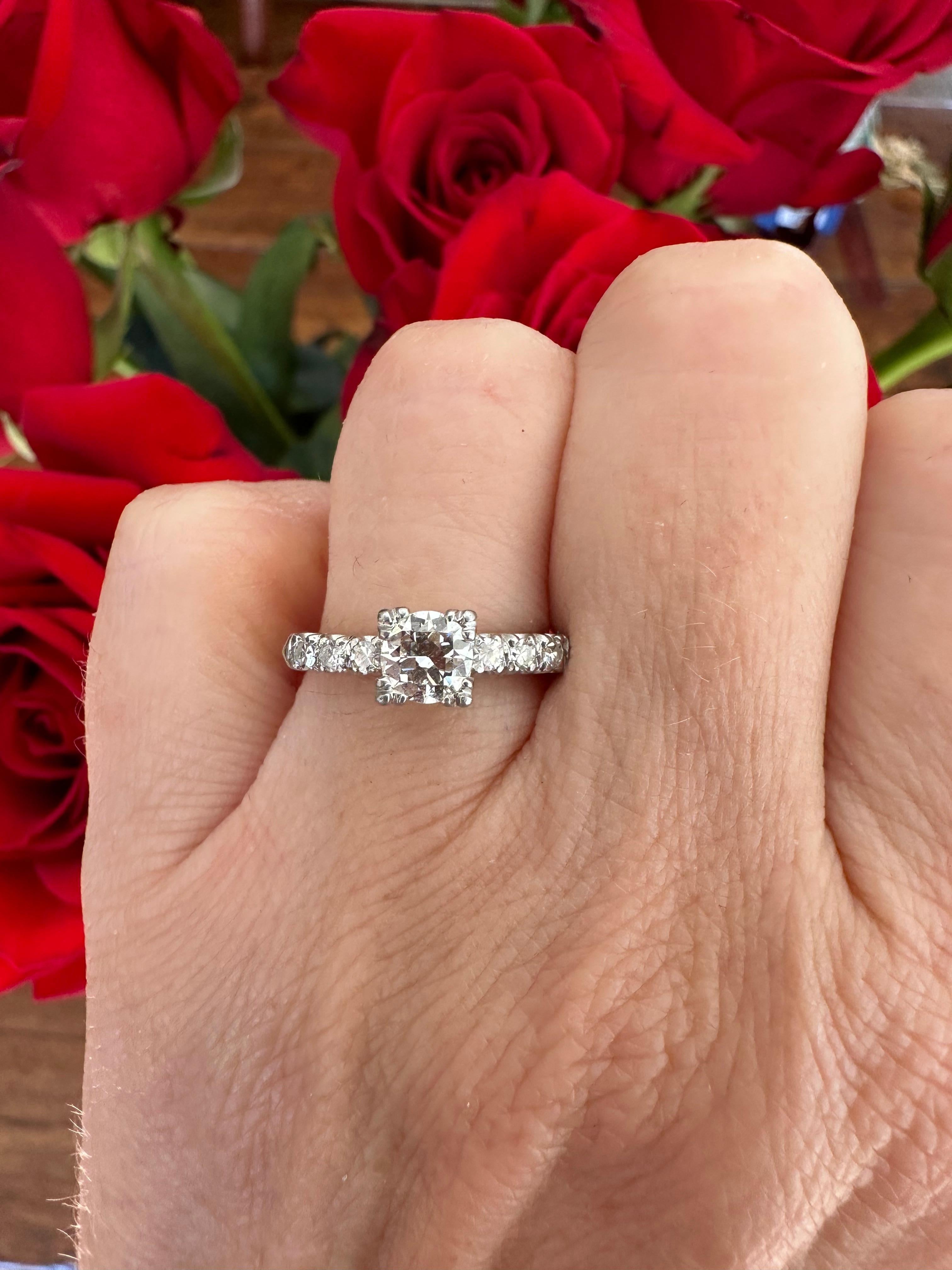 Bague de fiançailles Art déco en diamants en vente 5