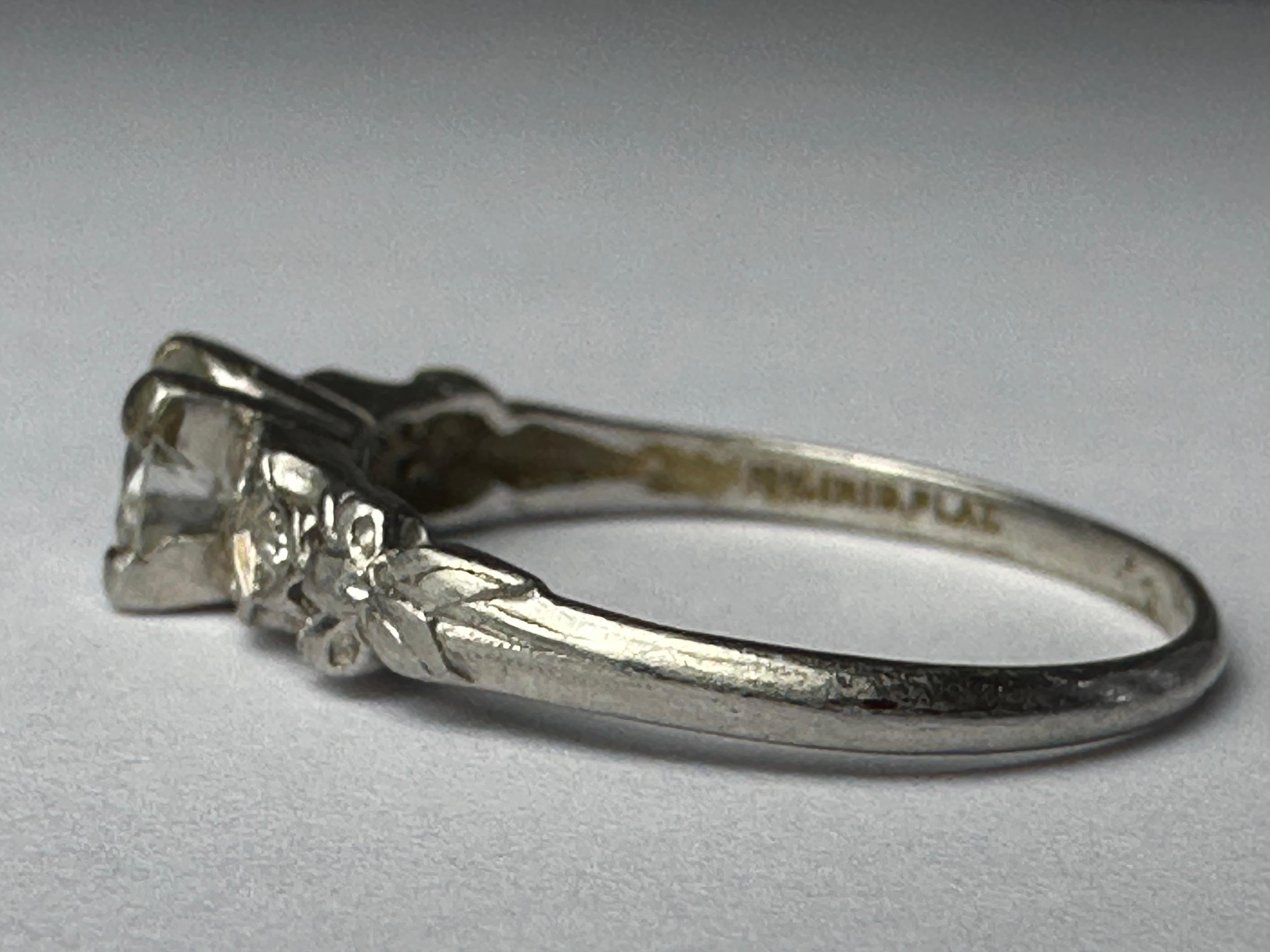 Women's Art Deco Diamond Engagement Ring  For Sale