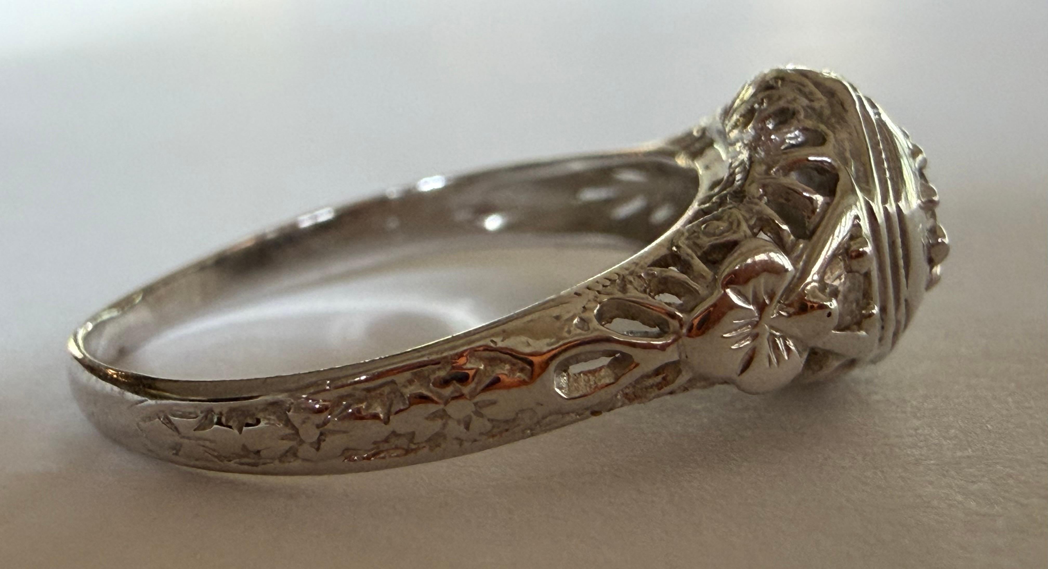 Bague de fiançailles Art déco en diamants Pour femmes en vente