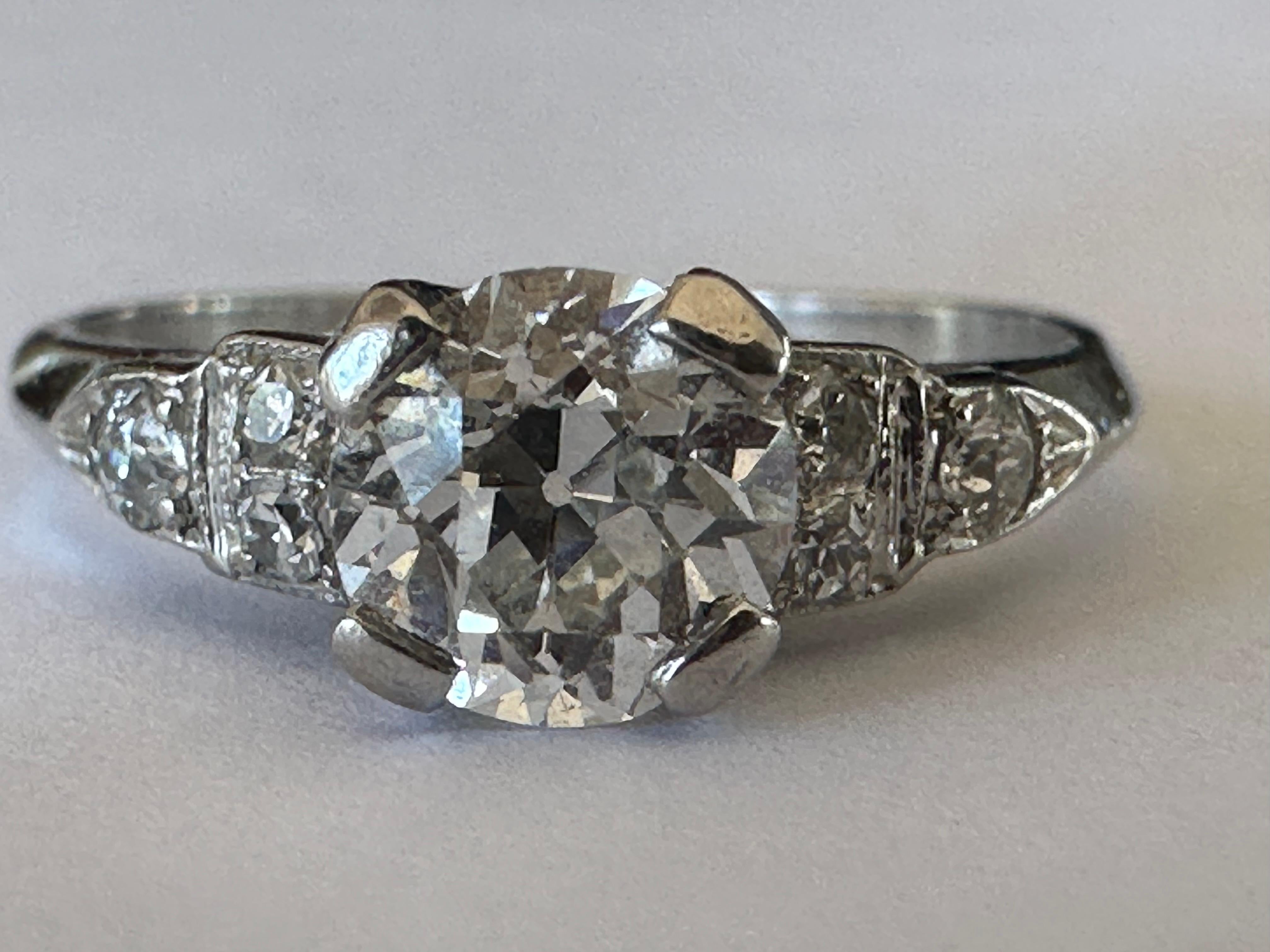 Art Deco Diamond Engagement Ring  For Sale 2