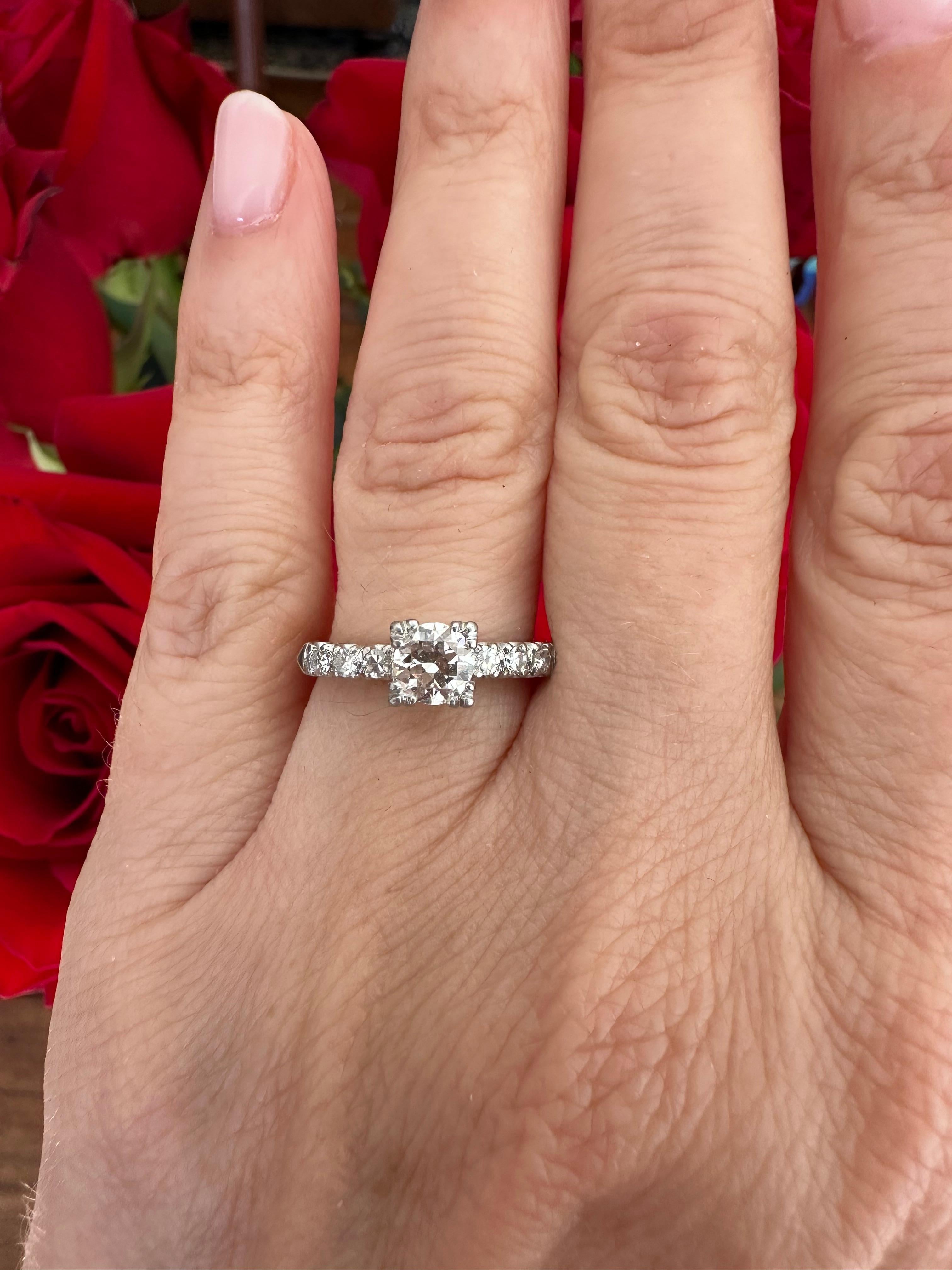 Bague de fiançailles Art déco en diamants en vente 4