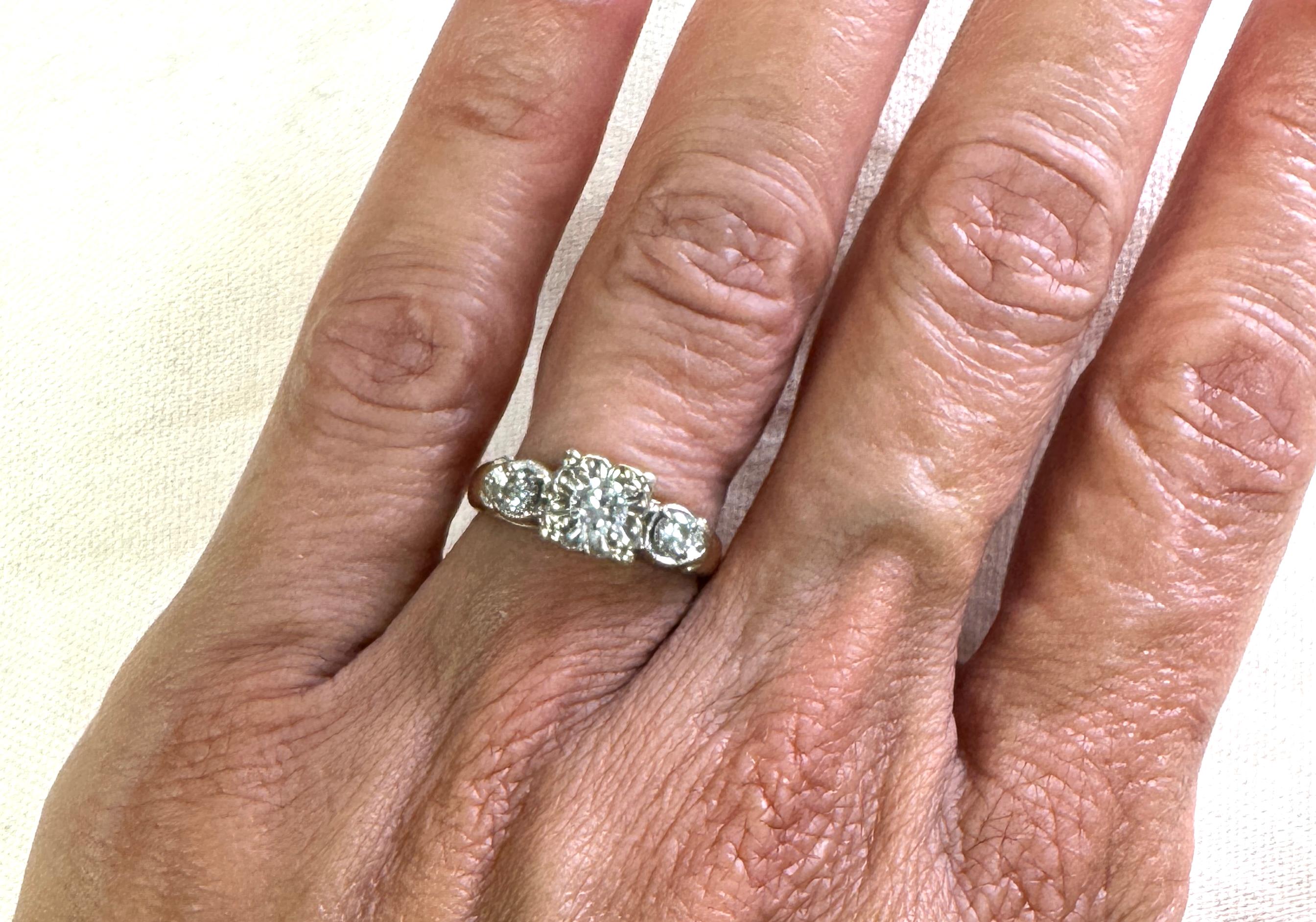 De las mujeres Anillo de compromiso de diamantes Art Déco de 0,35 ct Original de los años 40 14K Blanco y Amarillo en venta