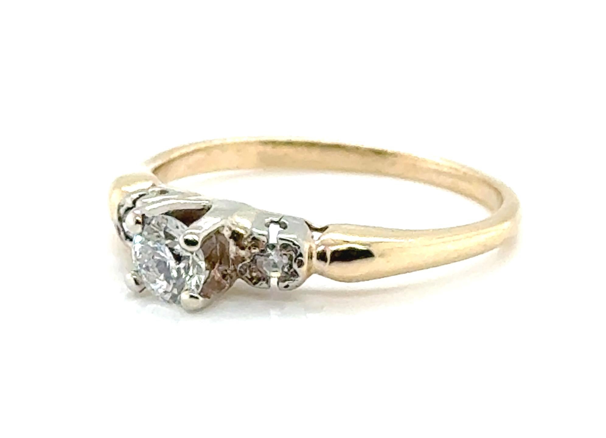 Art Déco Anello di fidanzamento con diamante Art Deco coniato da 0,42 carati, originale degli anni '30-'40, giallo 14 carati. in vendita