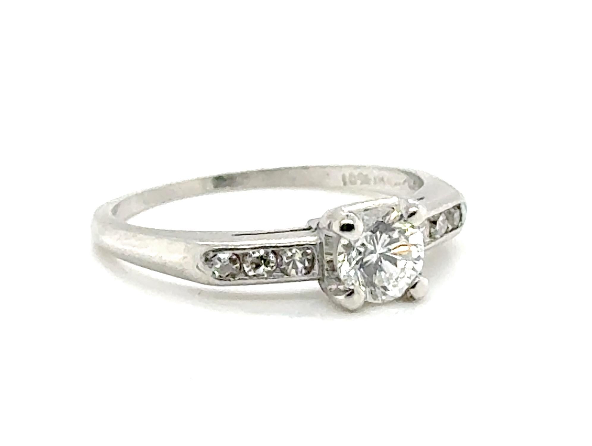 Art Déco Anello di fidanzamento con diamante Art Deco coniato da 0,52 carati originale degli anni '30-'40 in platino in vendita
