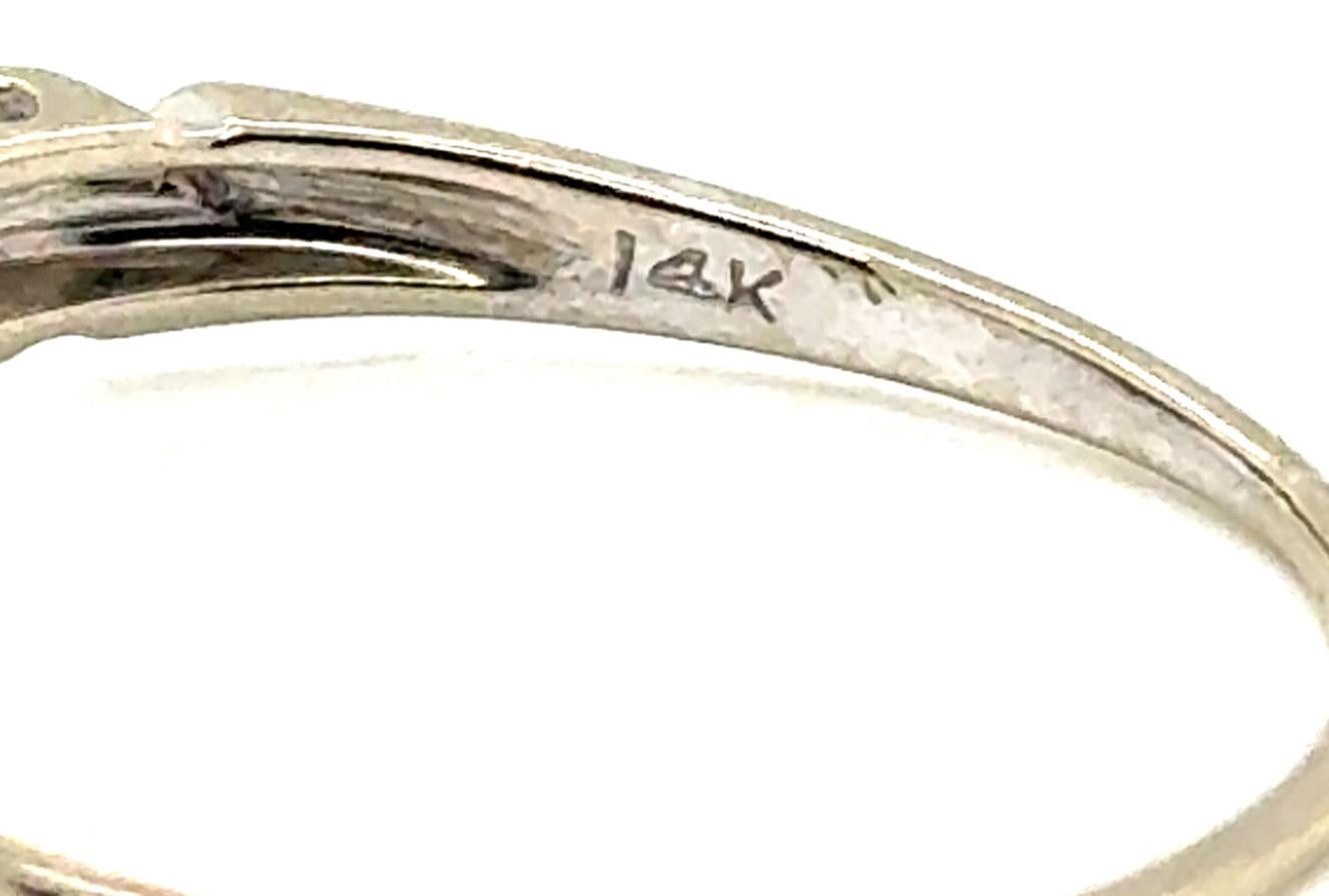 Anillo de compromiso de diamantes Art Déco Mined .54ct RBC Original de 1940 14K Corte redondo en venta