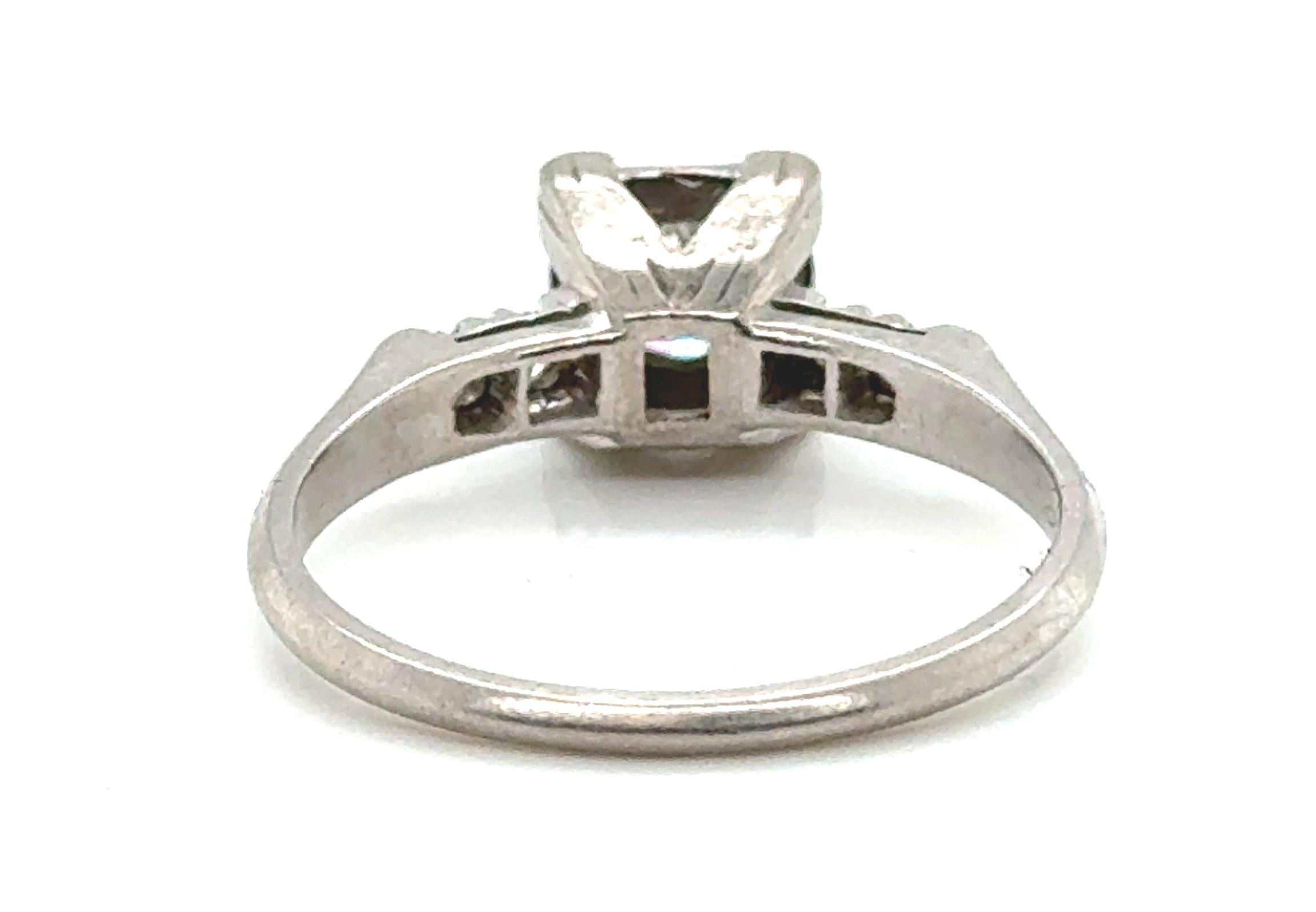 Anillo de compromiso de diamantes Art Déco minado 0,80 ct Transicional Original de los años 1940-1950 en Excelente estado para la venta en Dearborn, MI
