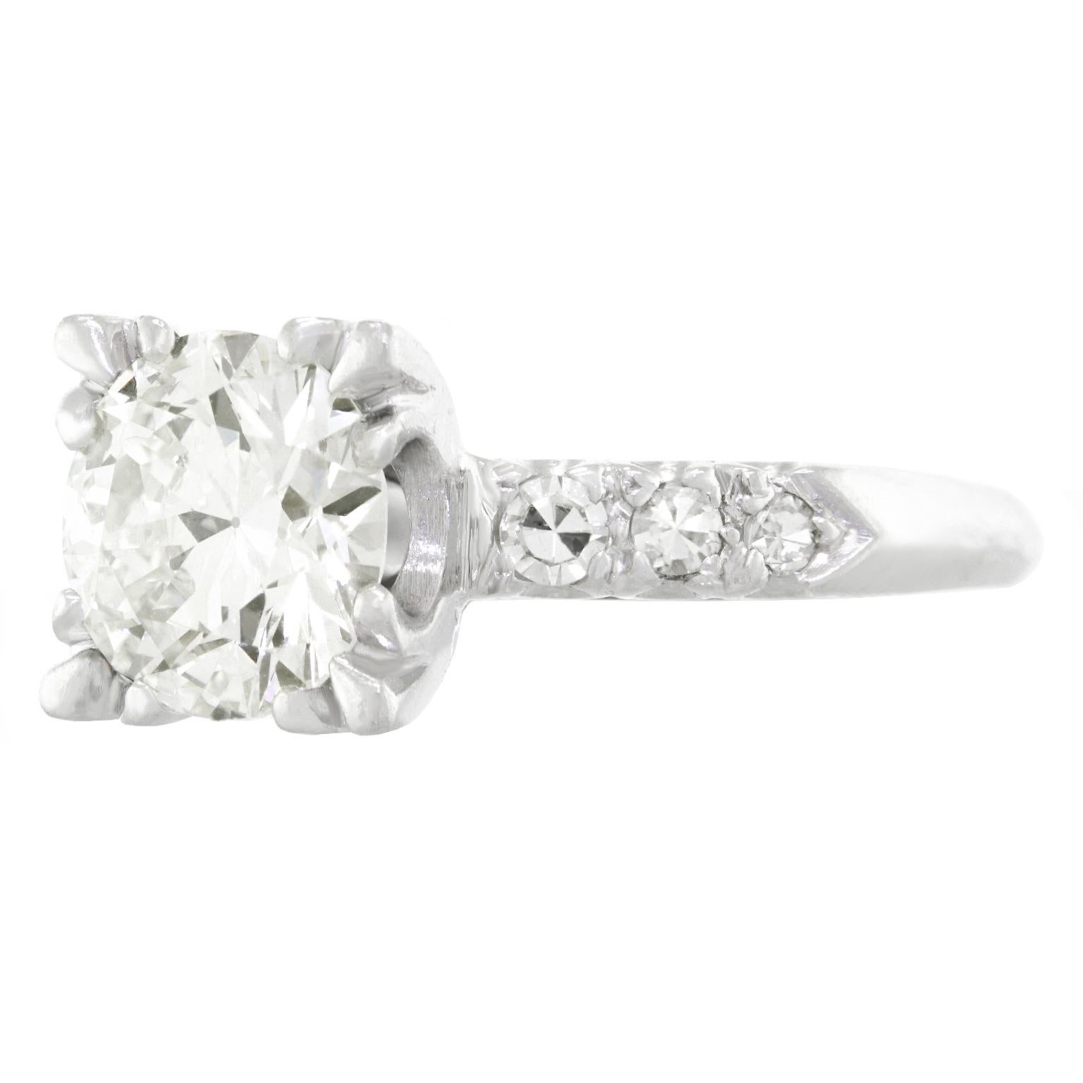 Round Cut Art Deco Diamond Engagement Ring Platinum For Sale