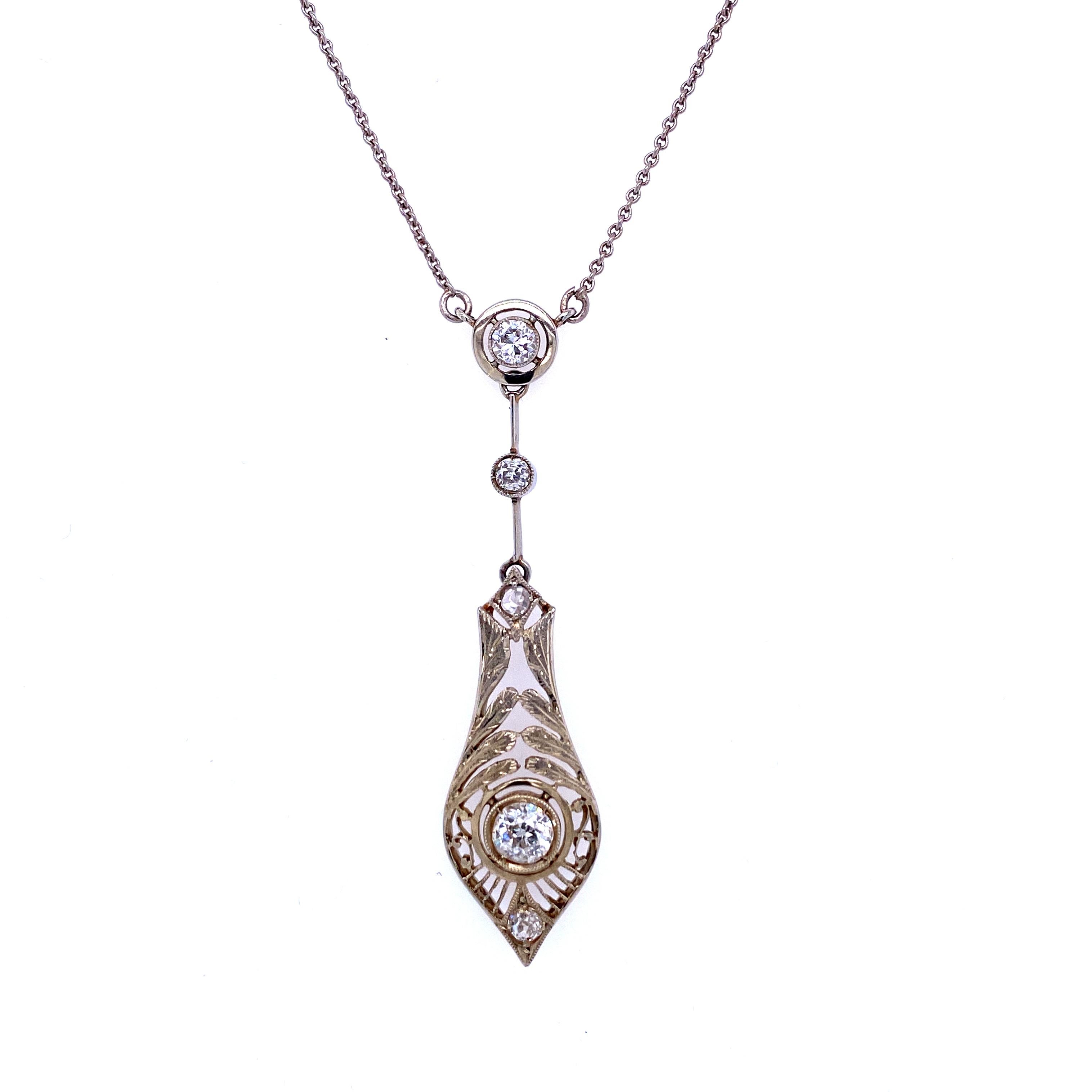 An impressive antique 1930's Art Deco 18k white gold necklace set with old mine cut Diamonds for a total weight of 1 Carat  H/I color, Vs clarity. 
This jewel is authentic in every part, the engraving and filigree make it unique. 
The adjustable