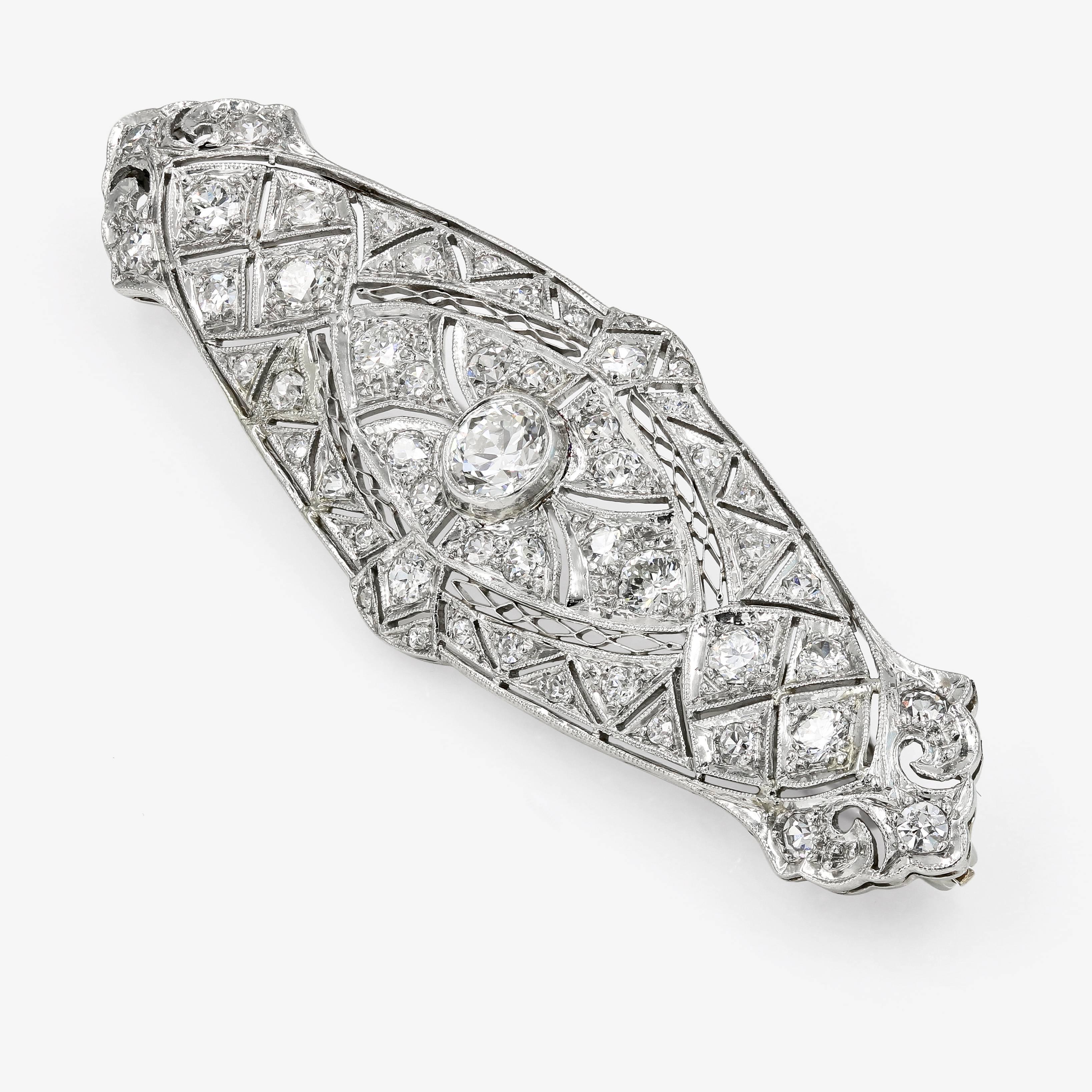 Round Cut Art Deco Diamond Estate Pin in Platinum, circa 1920s