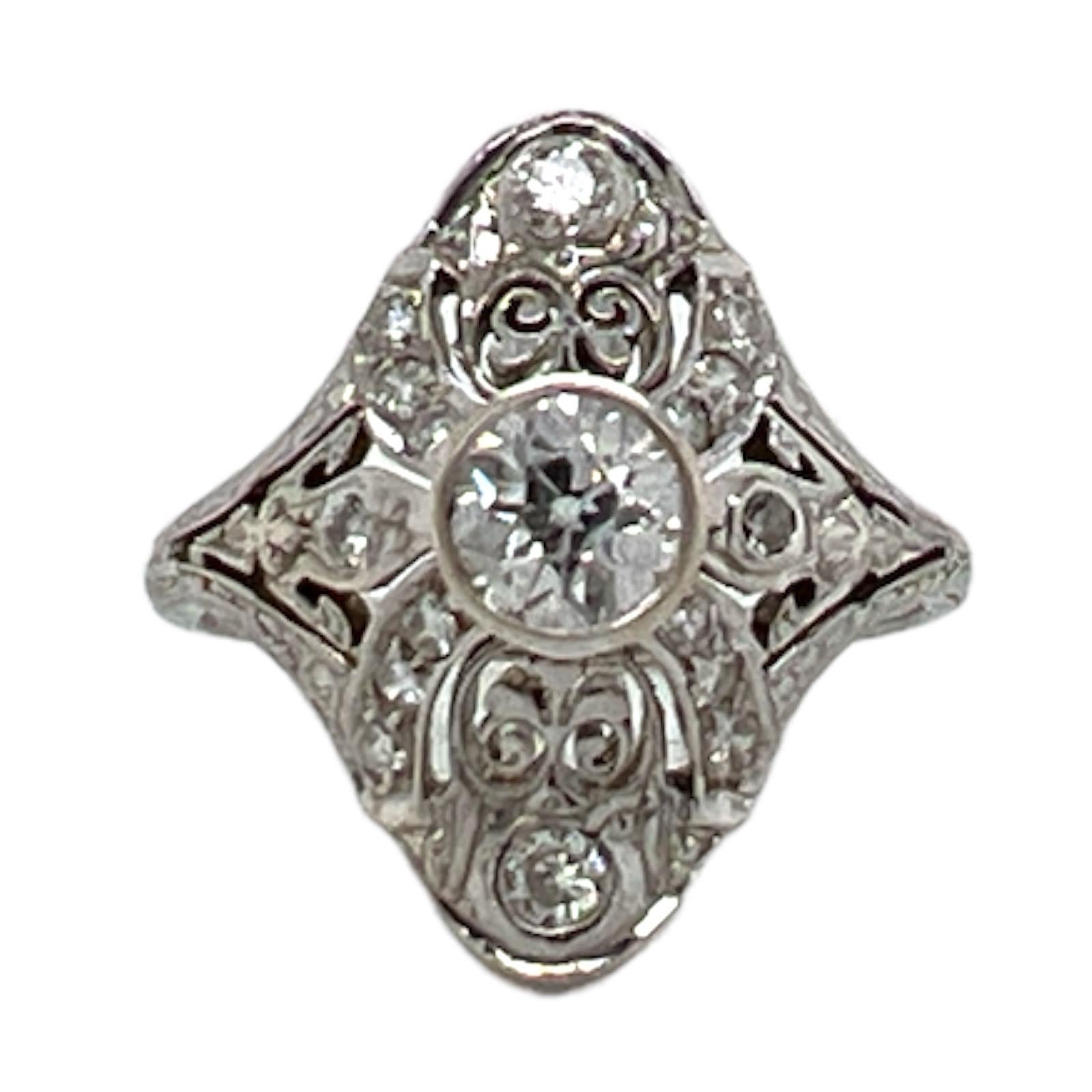 Art Deco Diamond Filgree 14 Karat White Gold Cocktail Engagement Ring  1