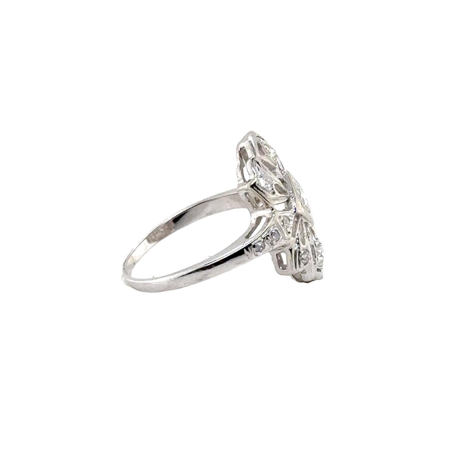 Women's Art Deco Diamond Filigree 14 Karat White Gold Cocktail Ring For Sale