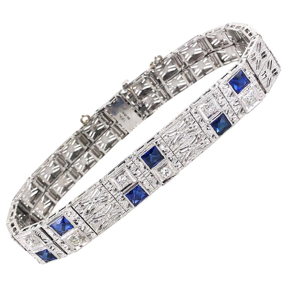 Art Deco Diamond Filigree 18 Karat White Gold Platinum Link Bracelet