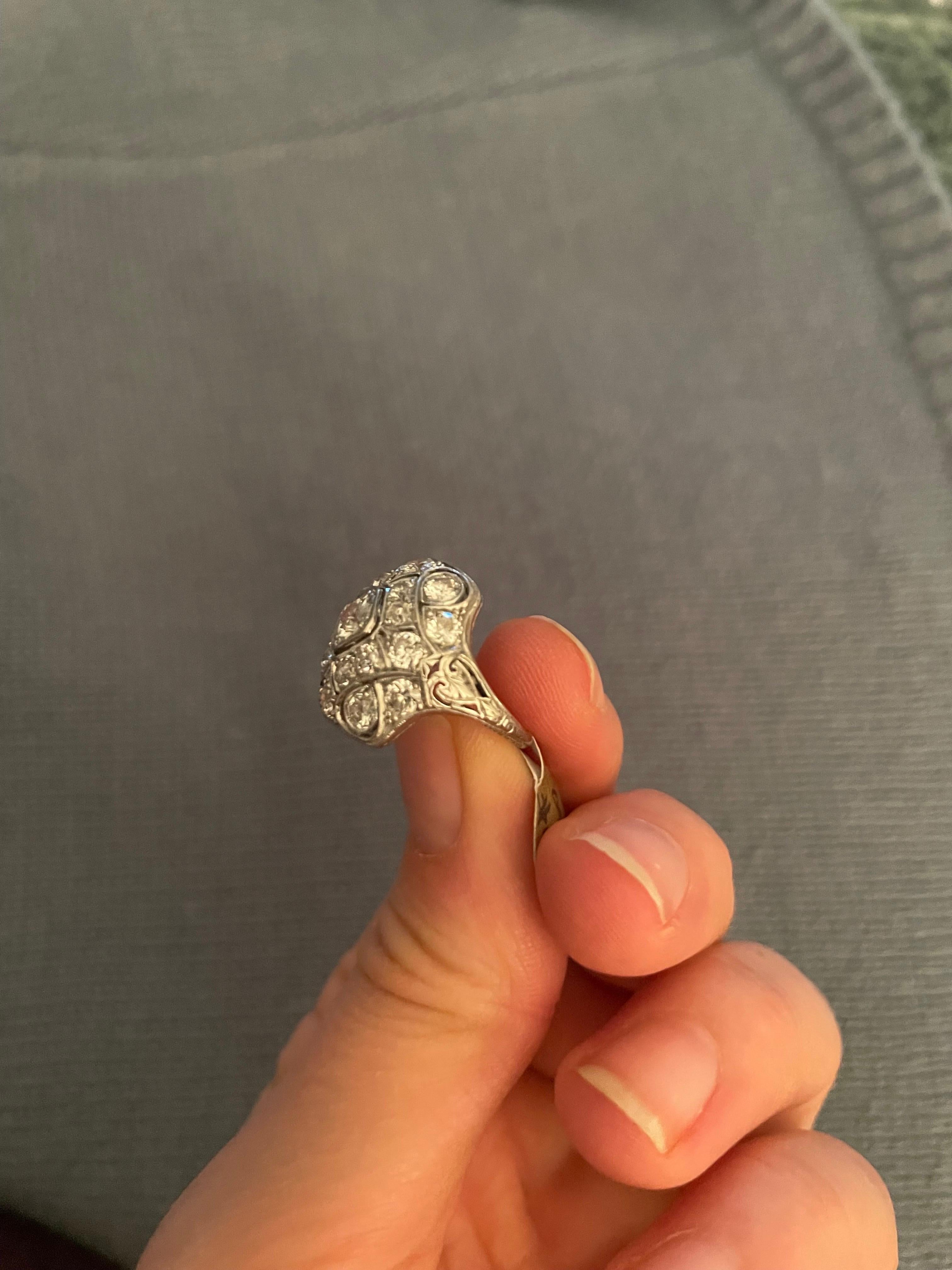 Art Deco Diamond Filigree Ring 1.50 Carats Platinum 5.2 Grams For Sale 7