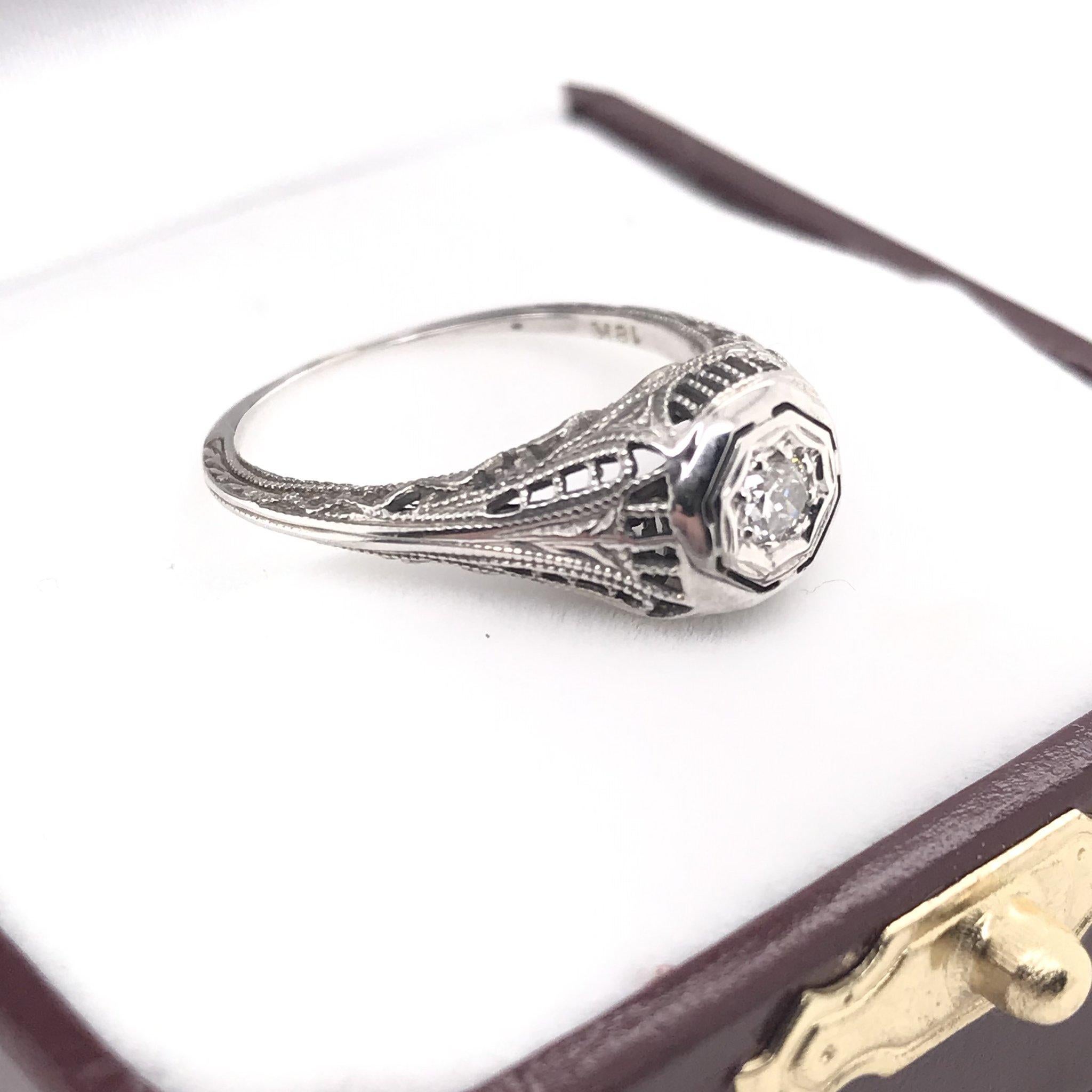Art Deco Diamond Filigree Ring 4