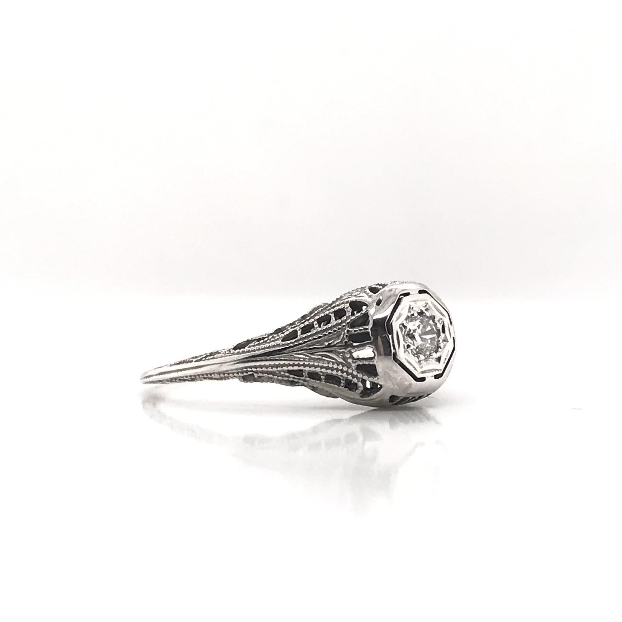 Women's Art Deco Diamond Filigree Ring
