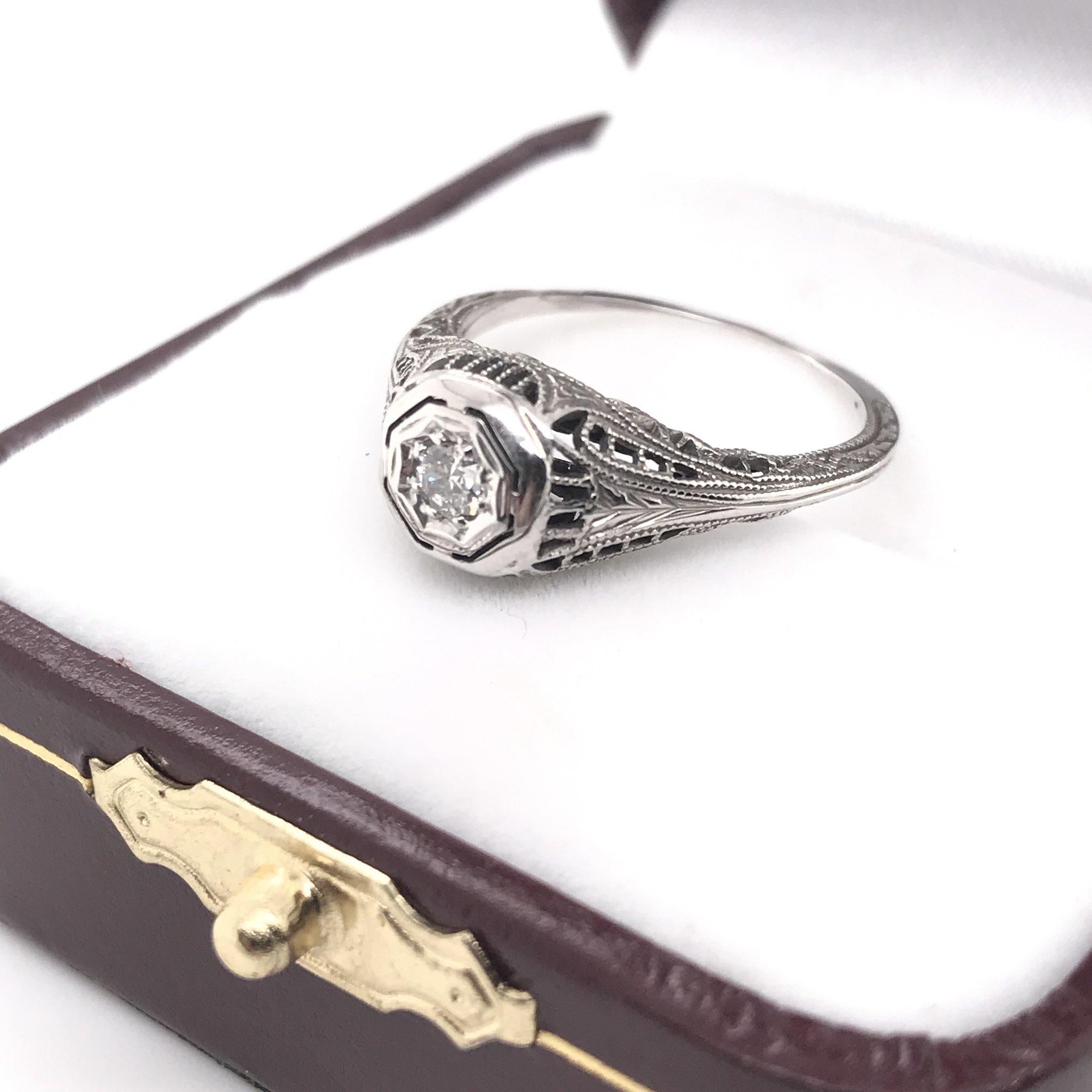 Art Deco Diamond Filigree Ring 3