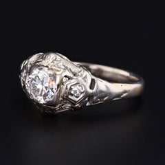 Art Deco Diamond Filigree Ring of 18k White Gold, Circa 1920-1930